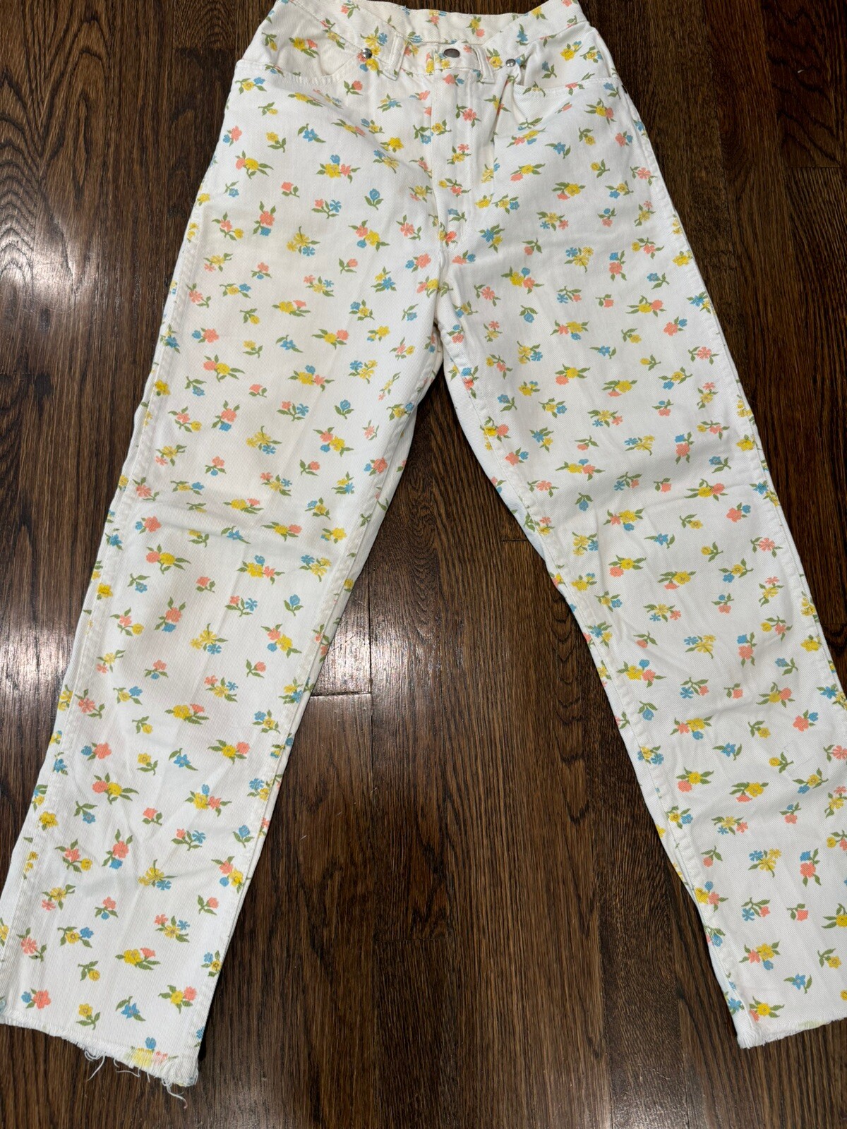 Vintage Floral Wrangler Jeans Inseam 25in Size 11/12 Slim – See Measurements