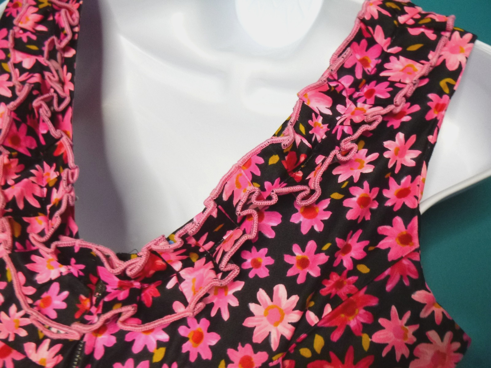 Vtg Charlotta Of California By Glazier Flower Power Maxi Dress PINK Daisies Sz M