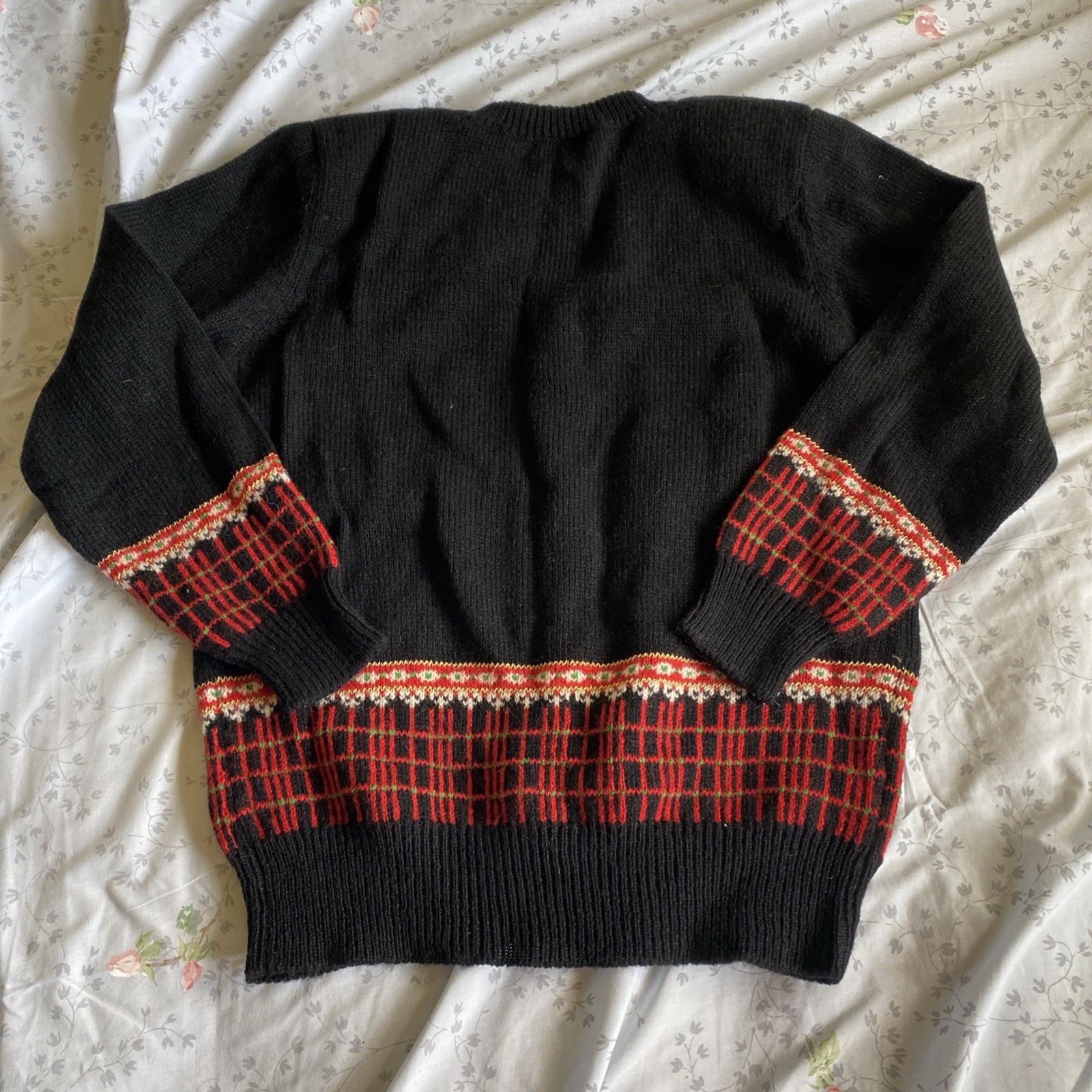 Vintage 90s Susan Bristol Black Scottish Dancer Plaid Warm Cardigan Sweater Sz M