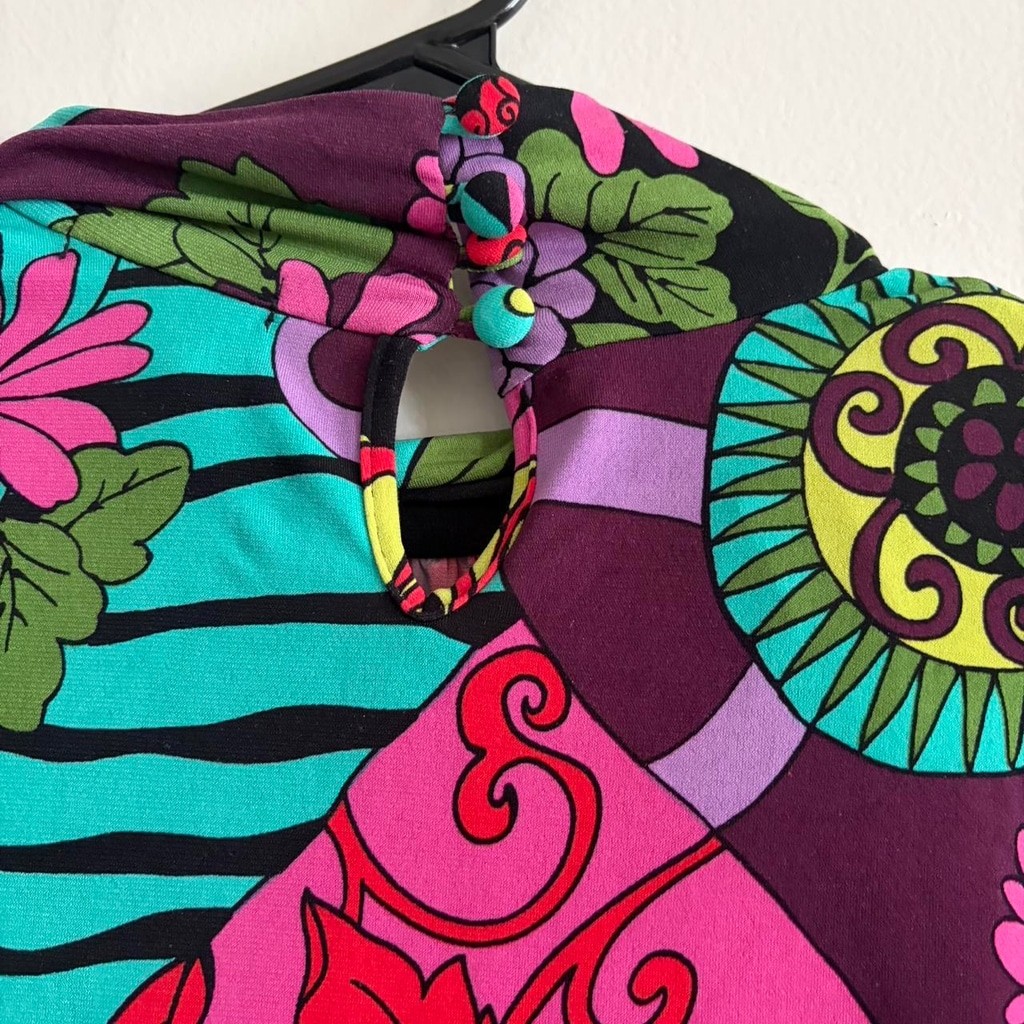 Bisou Bisou Michele Bohbot Mock Neck Blouse Bold Psychedelic Floral Print Medium