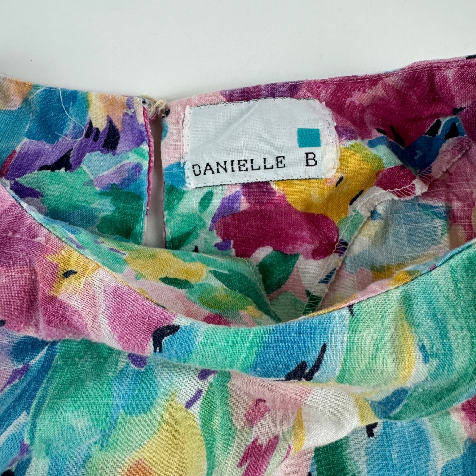 Vintage Floral Watercolor Two Piece Set Pleated Midi Skirt Short Sleeve 80s 90s