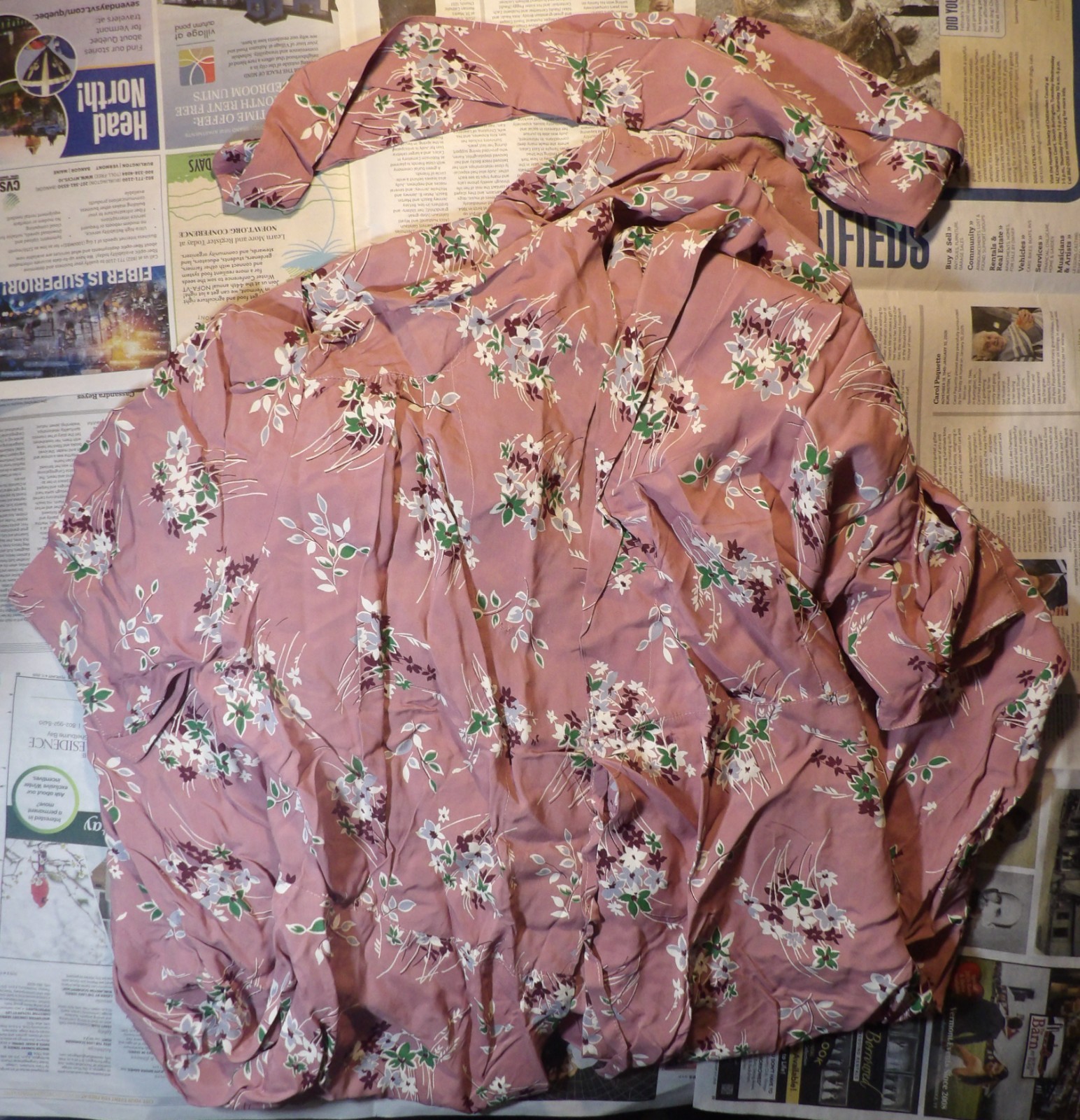 Vtg 1940s Wrap Dress Hooverette Pink Floral 60″ Tall Padded Shoulders