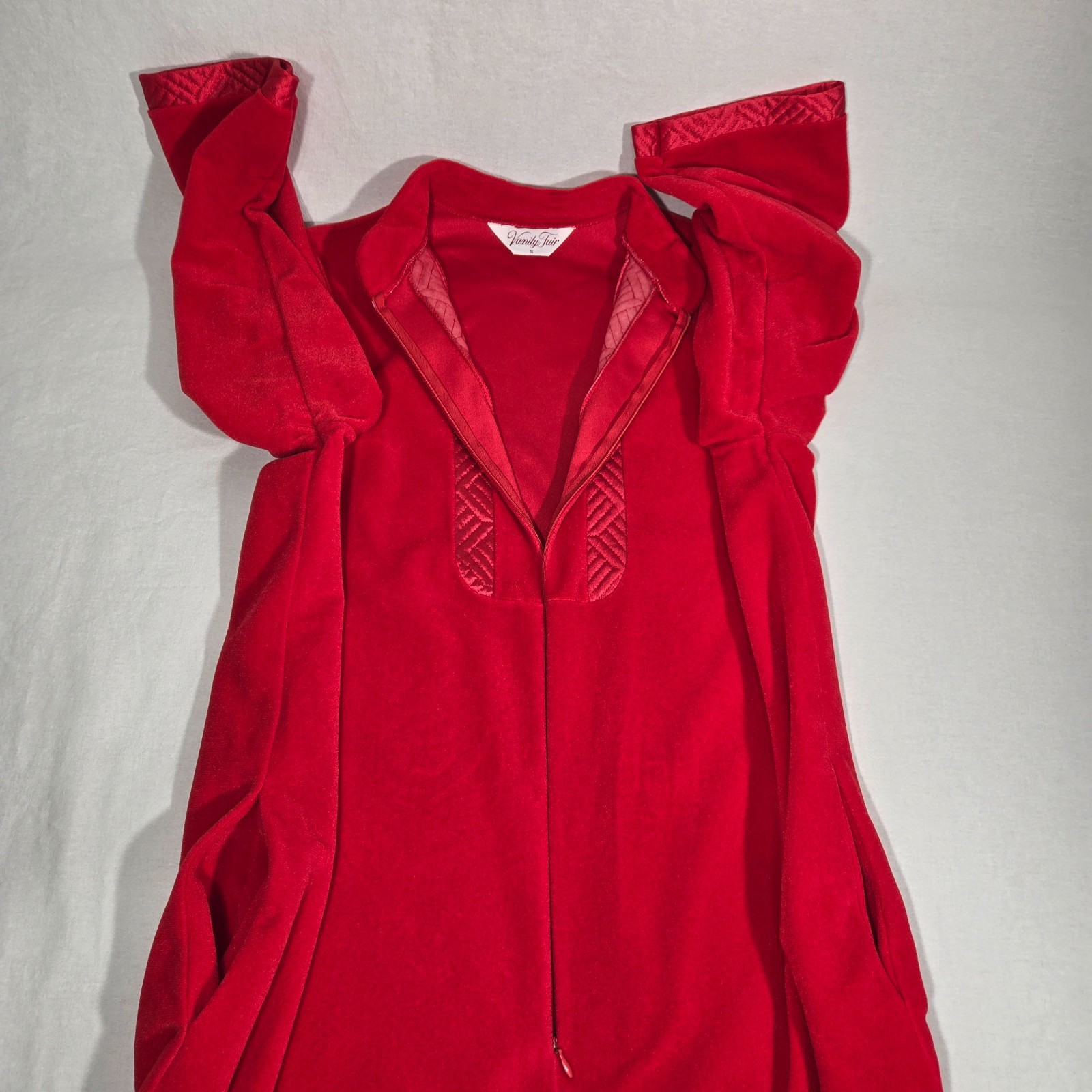 U.S.A. Vintage VANITY FAIR Red VELVET Satin Trim Mid-Length House Dress Size S.