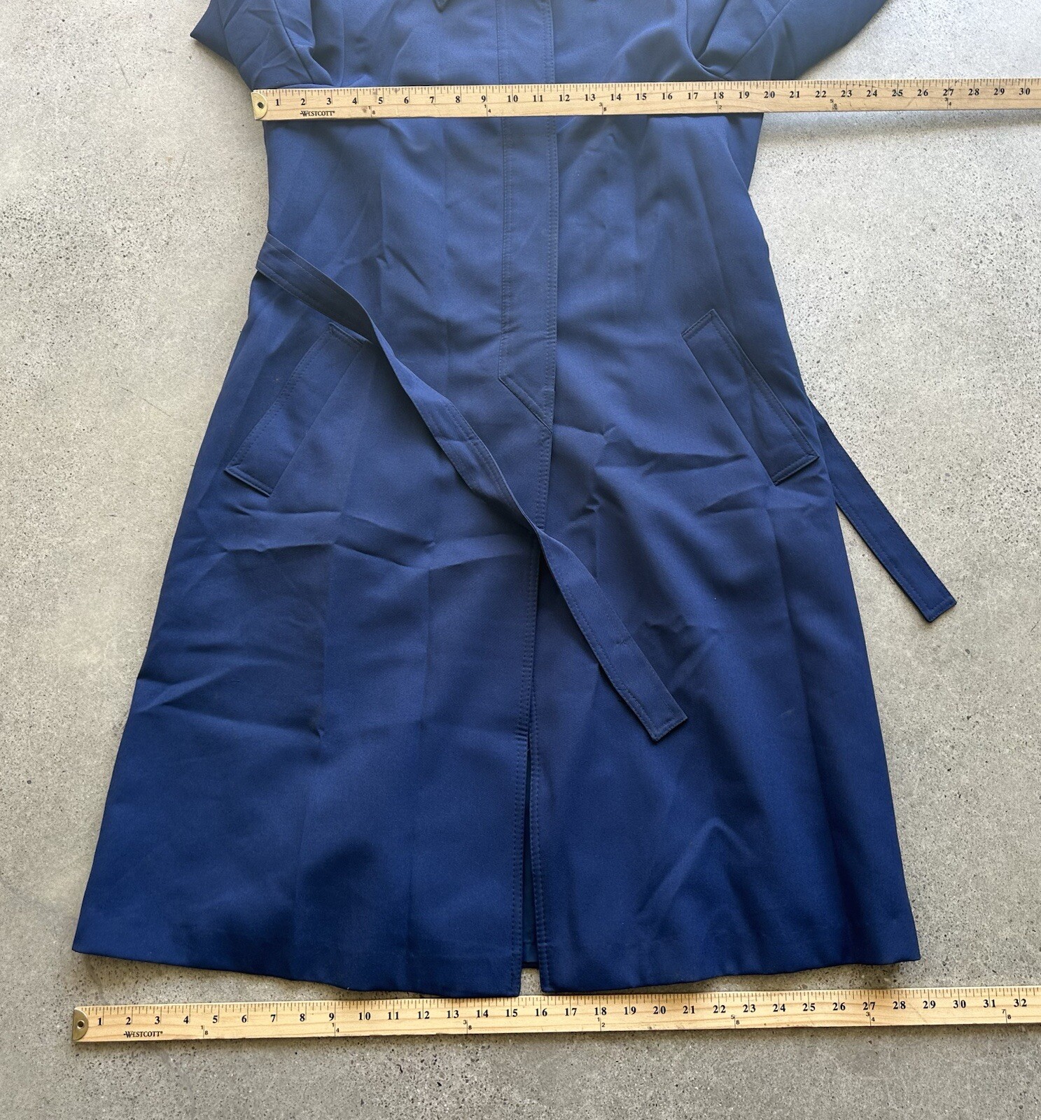 Vintage Jerold Navy Blue 2-Pocket Button-Up Collared Overcoat Trench Coat w Belt