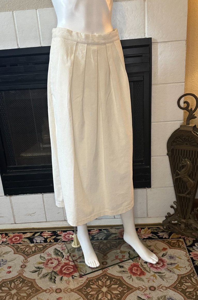 Vintage Calvin Klein Ivory Corduroy Straight Below Knee Skirt snap Slit
