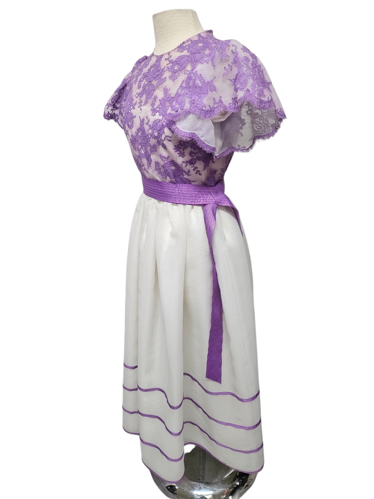 Vintage WILLIAM PEARSON Dress Small Women Fit & Flare Purple Lace Overlay