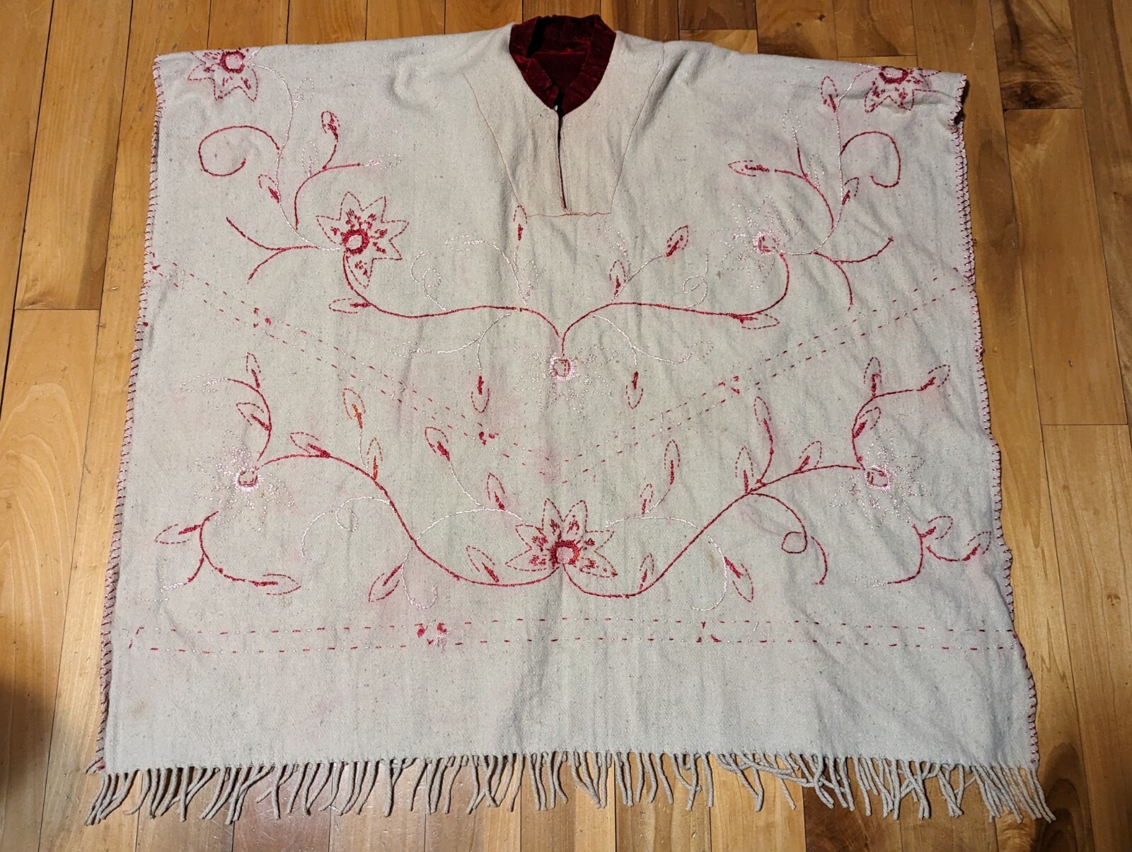 VTG Boho Chic Hippie Unbleached Wool Red Velvet Embroidered Fringe Poncho OOAK