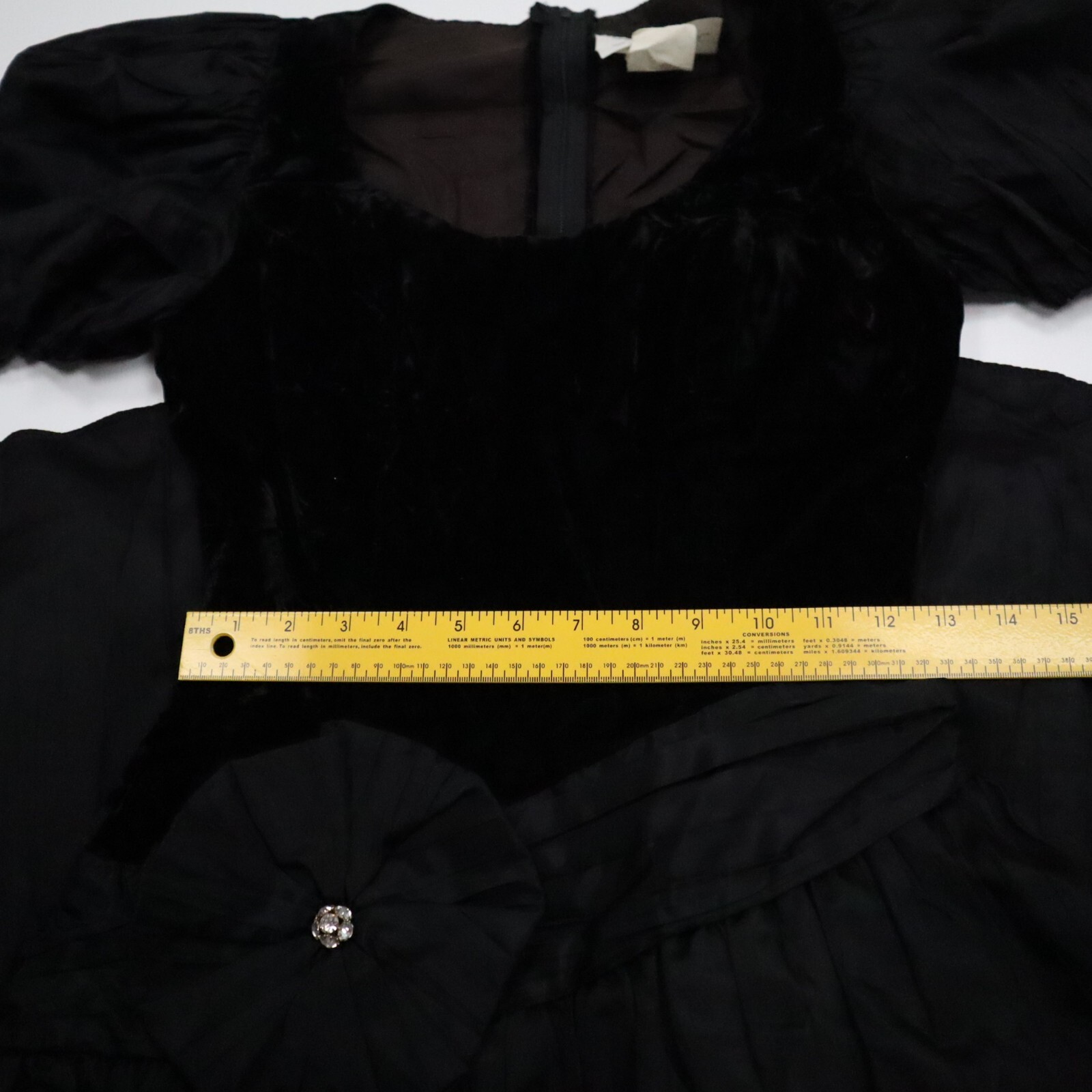 Roberta California Women’s 5/6 Vintage 80s Black Velvet Puff Sleeve Prom Dress