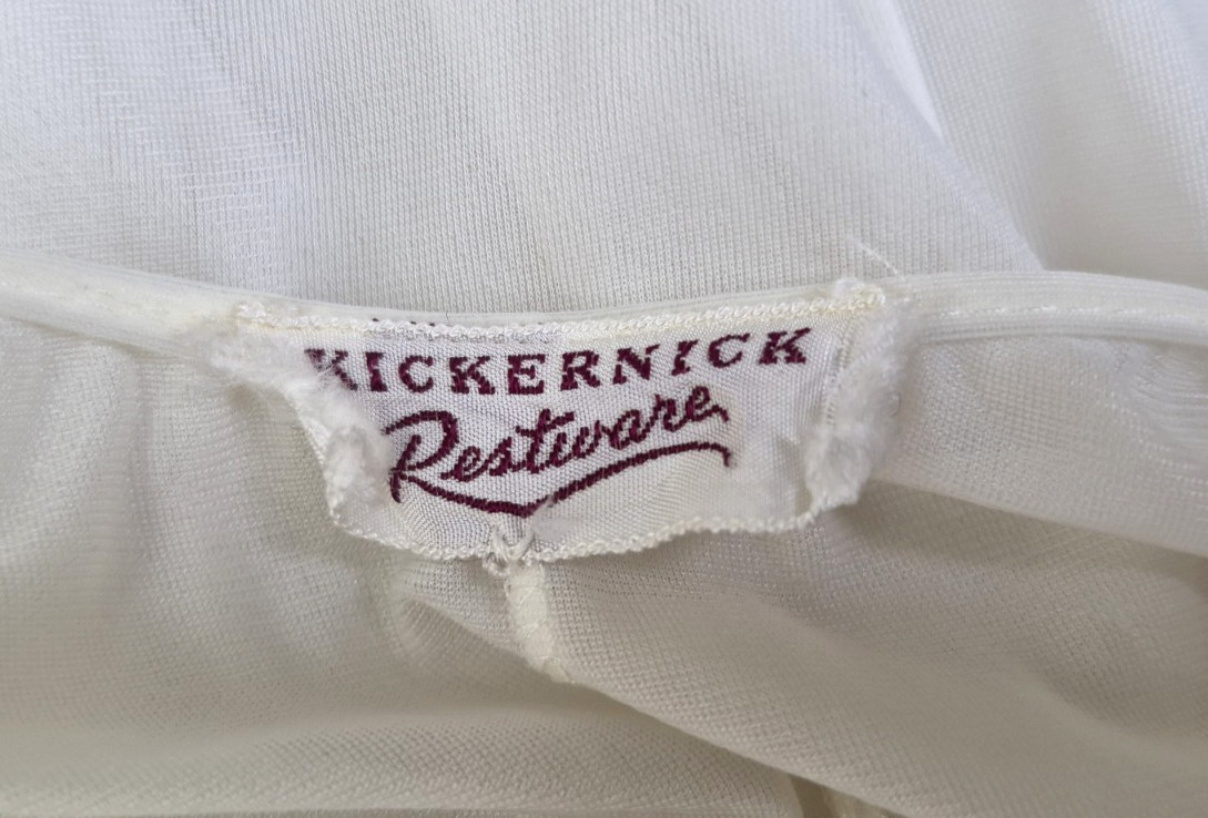 Vintage 2 Piece KICKERNICK Restware Ivory PEIGNOIR Robe & Nightgown -Size S- EUC