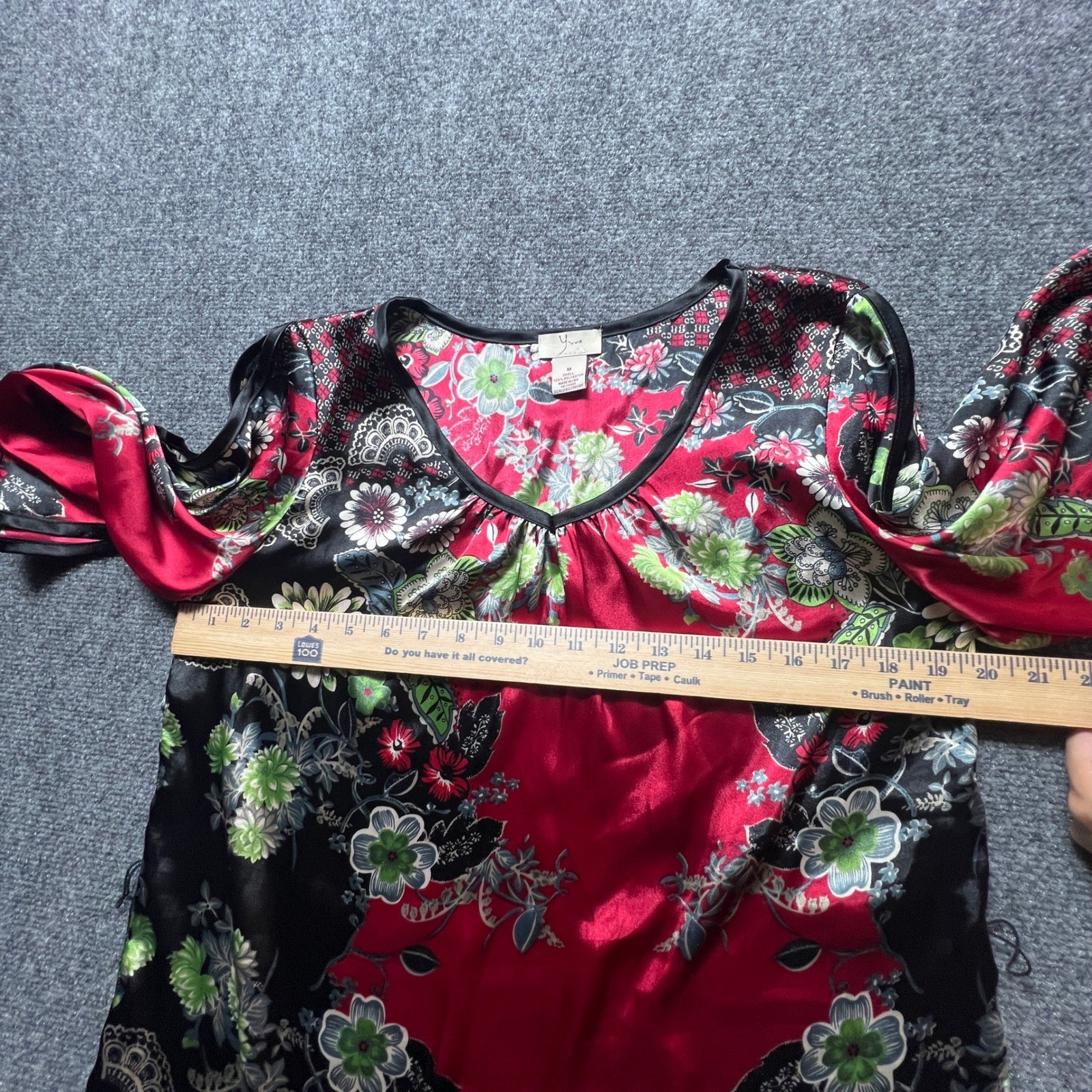 STUNNING Vintage Floral Bell Sleeve Blouse Red Black USA American Med Yvos Asian