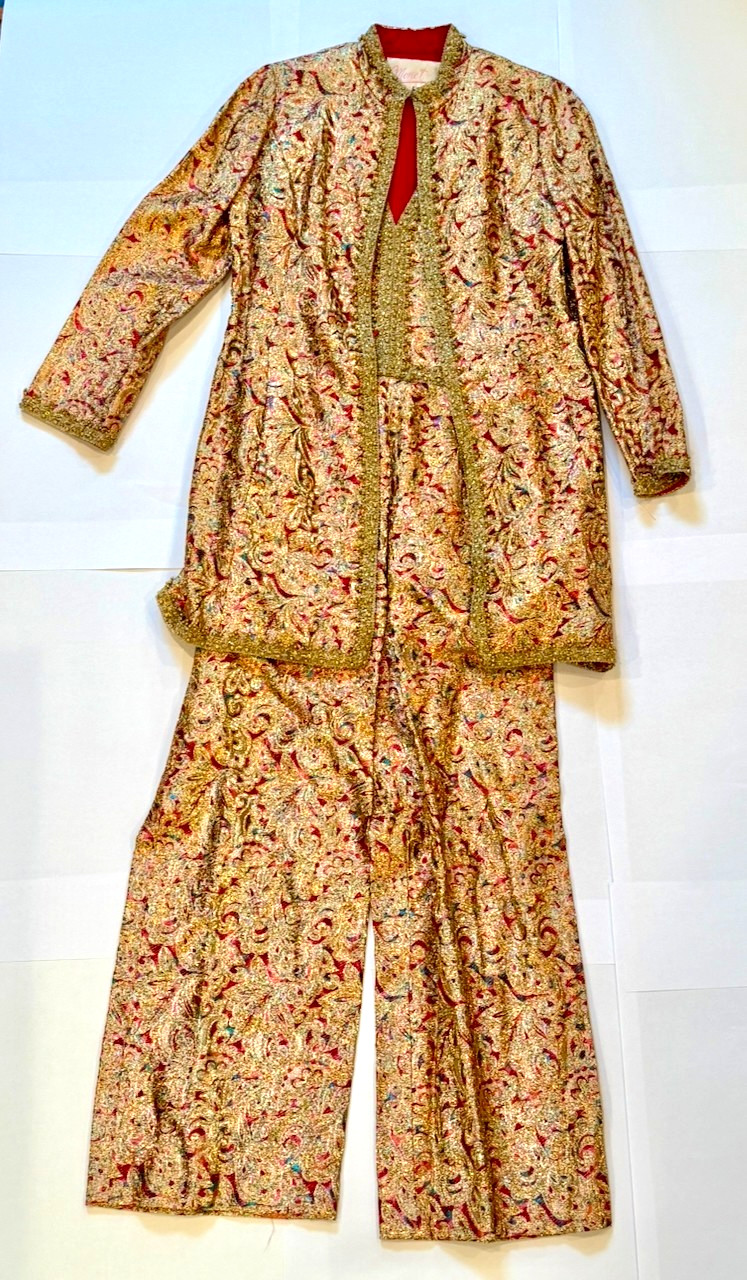 Vintage 1970s Women’s Glittery Pant Suit Indian Style Jacket and Collar Sz 8-12
