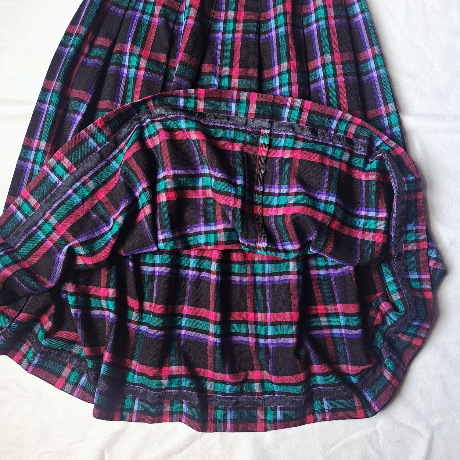 VTG David Brooks Plaid Wool Midi Skirt 10 Made in USA Academia Pleated Tartan