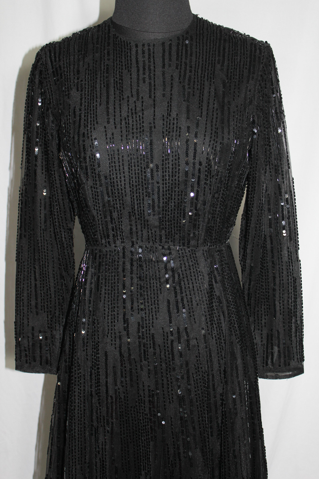 RARE DESIGNER VINTAGE 1960’S BLACK BEADED EVENING GOWN „VERA HICKS” SIZE 4-6
