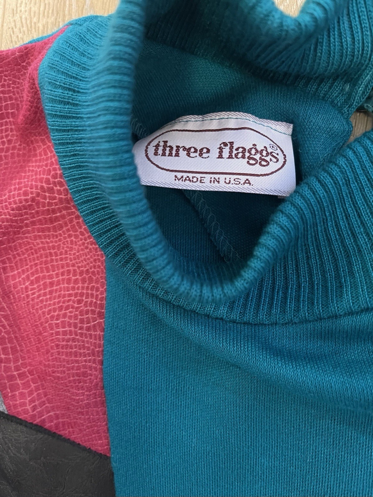 Vintage 1980s-1990s Three Flaggs Color Block Geometric Women’s Sweater Size S