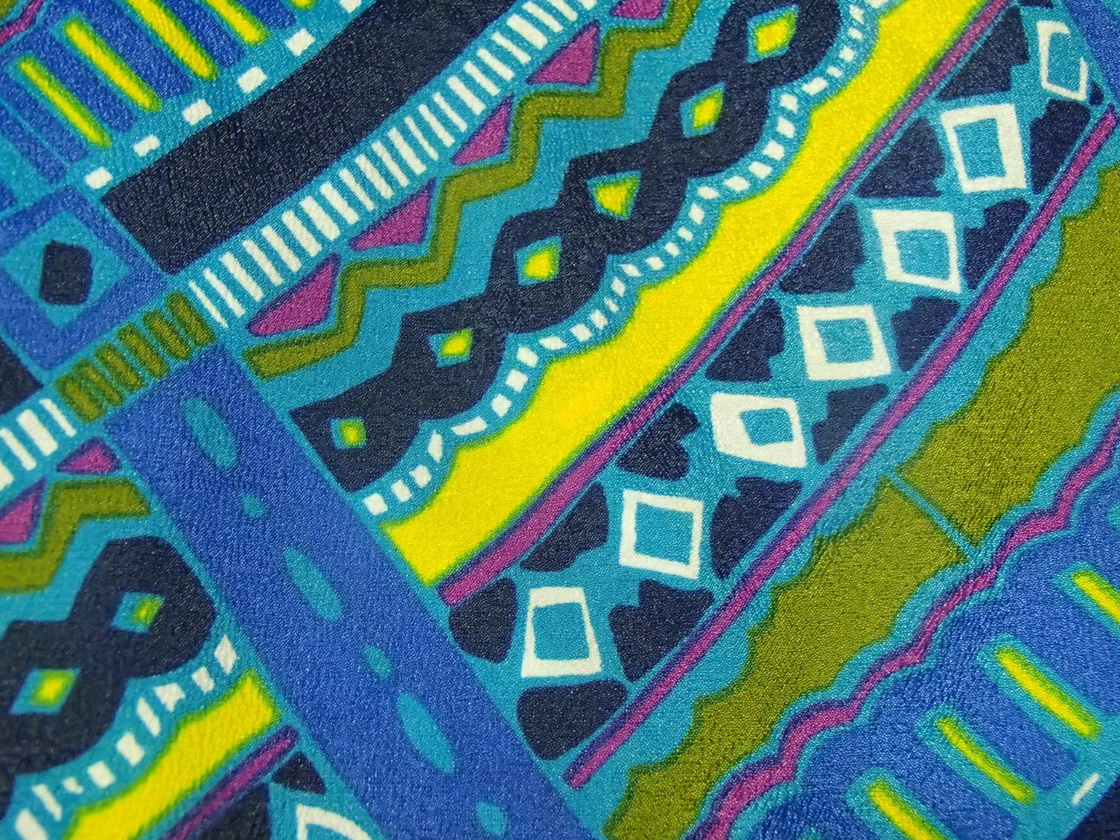 vtg 60s PSYCHEDELIC PRINT dress dagger collar crepe fabric covered buttons Large