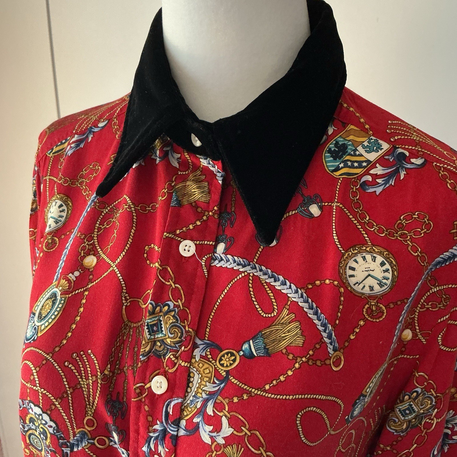 VTG tommy hilfiger shirt Watch Chain Scarf Print Red Holiday Velvet 90s 6 S M