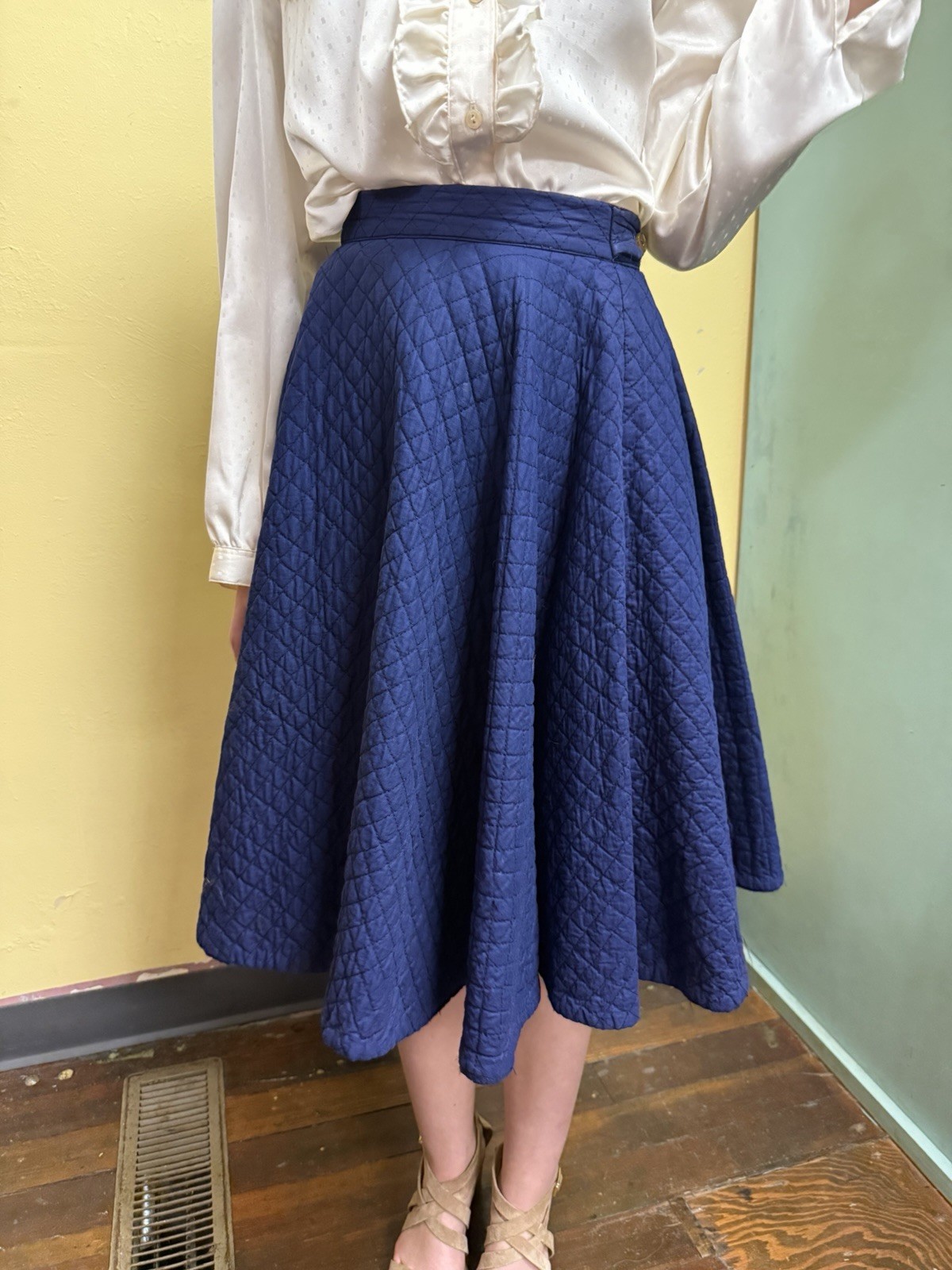 Vintage 50s Navy Rayon Quilted Rockabilly SWING Full 110″ Sweep Circle Skirt XXS