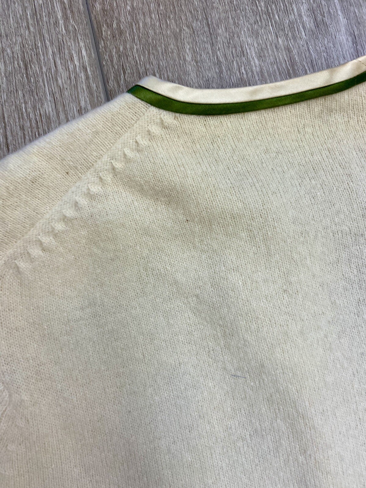 Vintage 1950s Embroidered Bird Novelty Cashmere Sweater Parrot Cardinal Sparrow