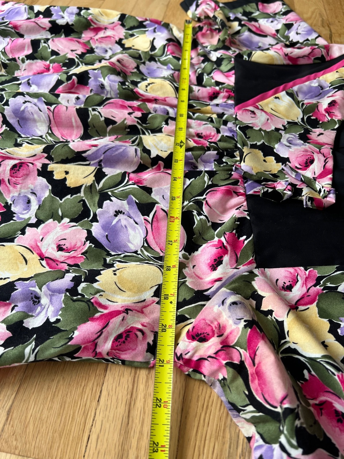 Vintage Carol Bennett Hawaii Black Floral Cottage Prairie Dress Size: L