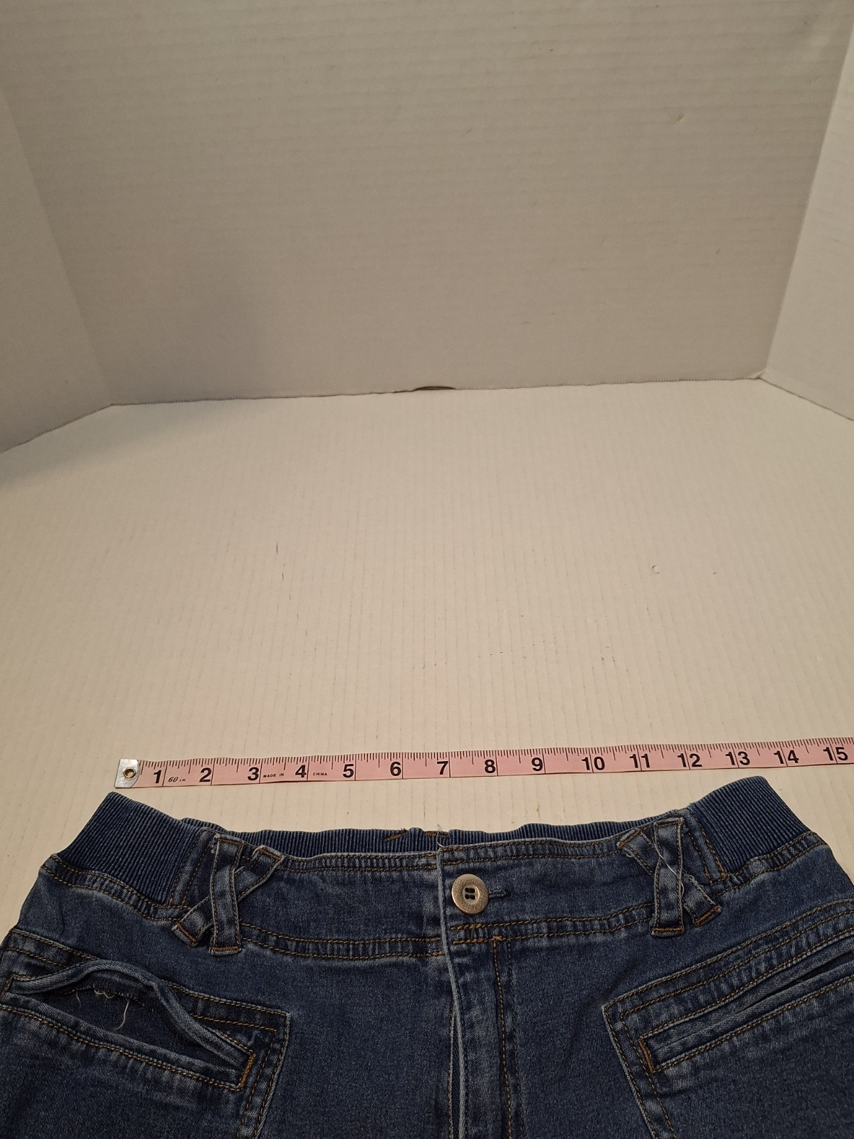 Vintage Blast Capri Jeans, Womans M, High Rise. Blue, Cotton Blend