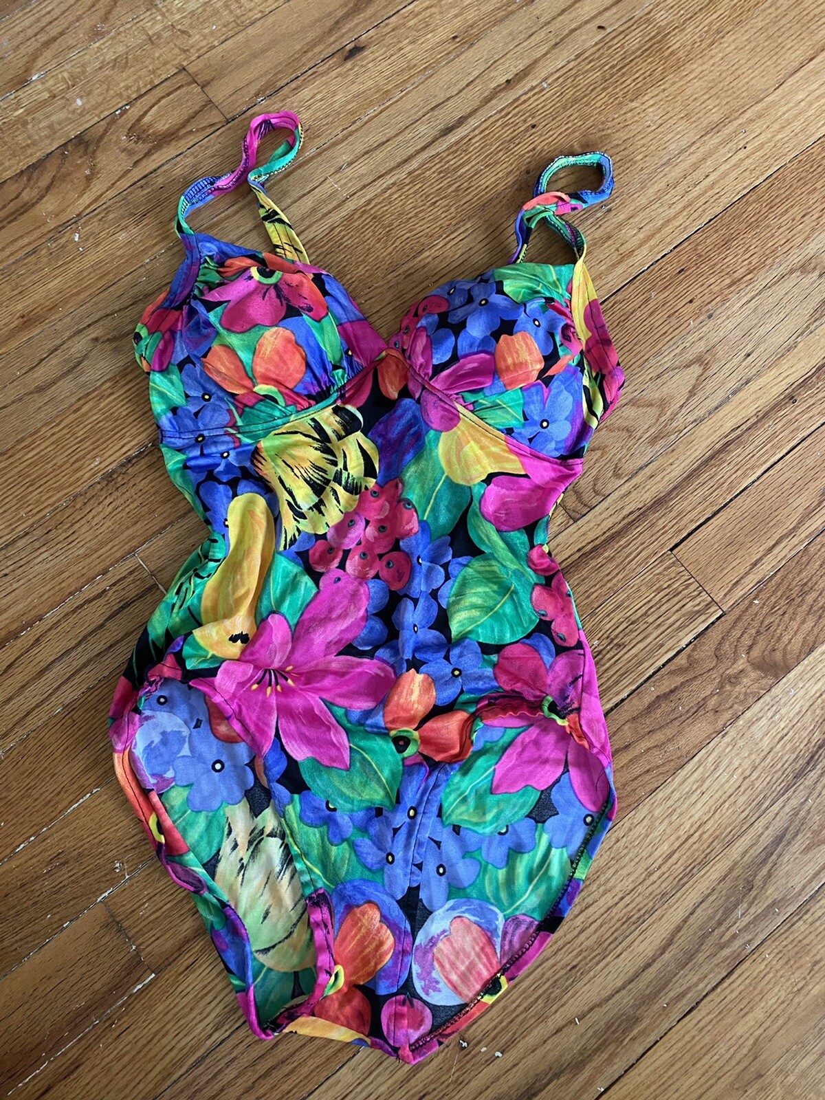 Vintage Rose Marie Reid sz 12 one piece high cut bathing suit hard cups floral