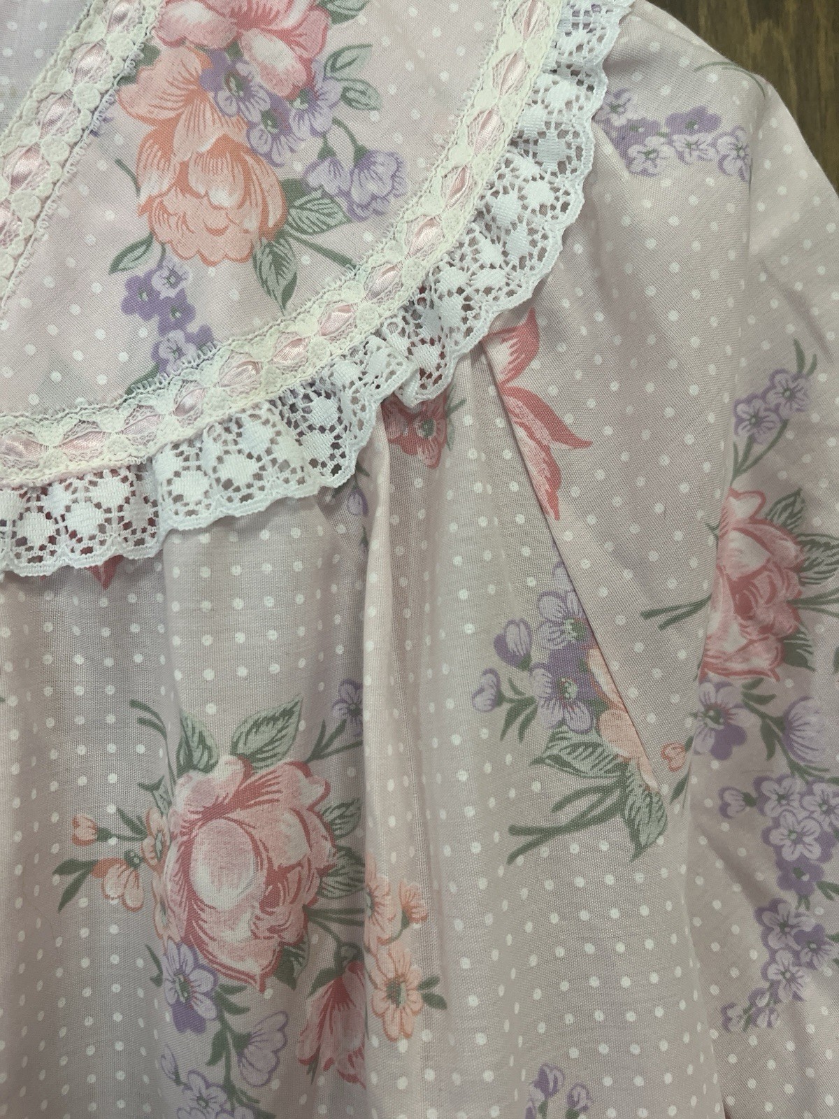 Vintage Smart Time House Dress Robe Pink Roses Polka Dots Women’s Med Lace Mumu