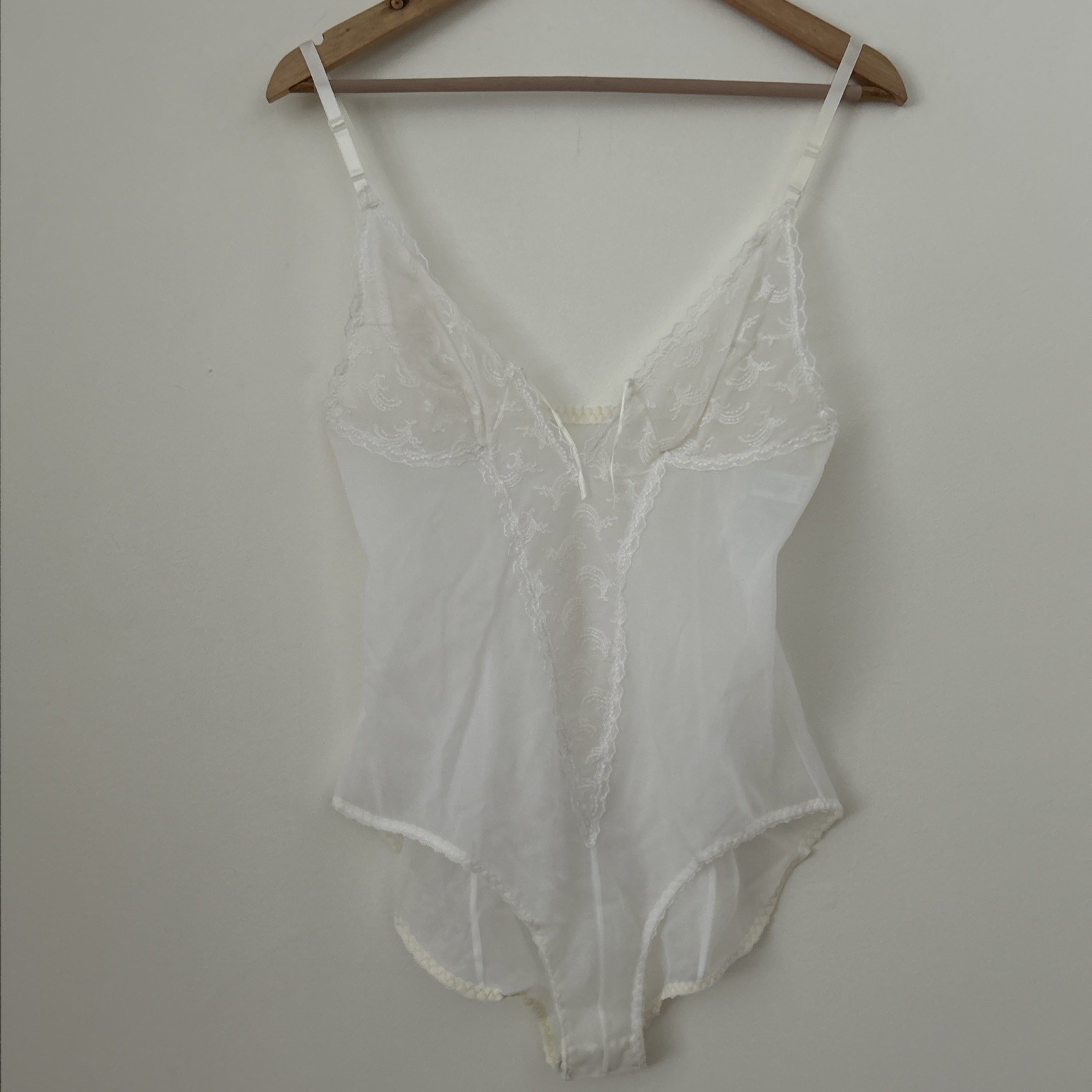 Vintage Vassarette White Nylon and Lace Teddy Lingerie Size 32 Hook Eye Crotch