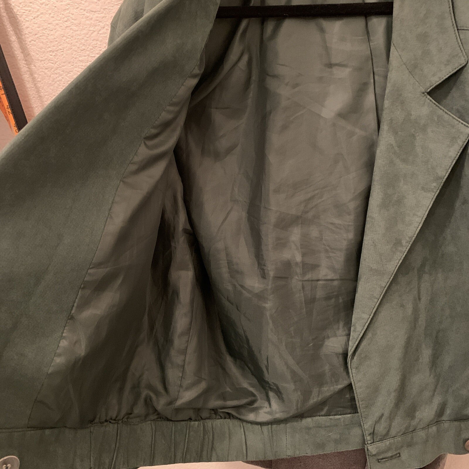 Vintage Women’s Hunter Olive Green Suede Leather Bomber Jacket Size 8 Petite