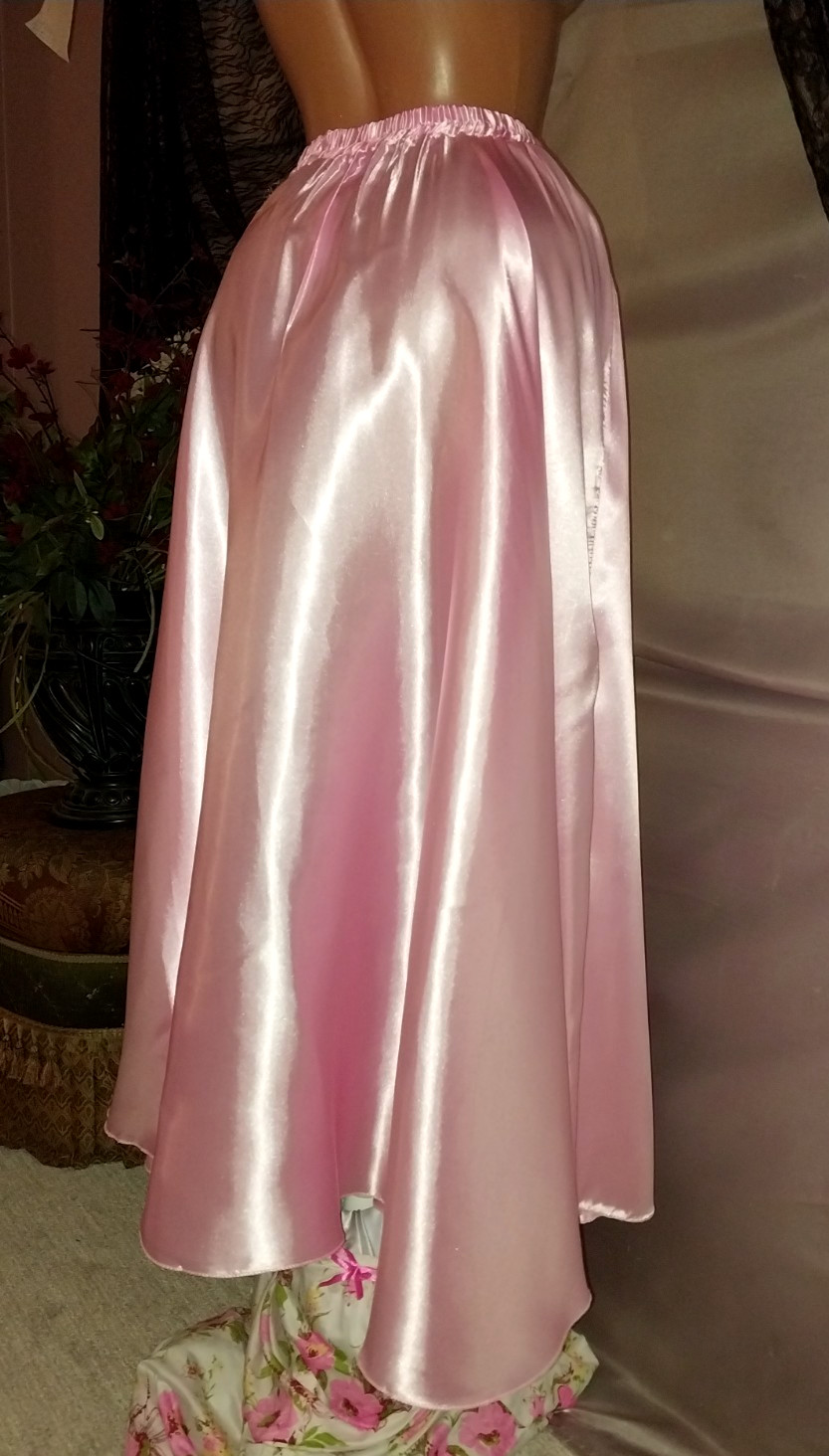VTG SATIN LIQUID PINK GRAND SWEEP TWIRLY FLARE SKIRT SHINY GLOSSY LUXE SML NEW