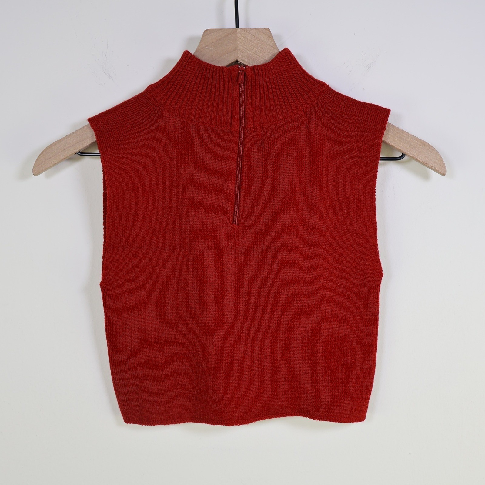 Vintage Specialty House Red Mock Neck Half Zip Sweater Vest XS Stretch Cropped