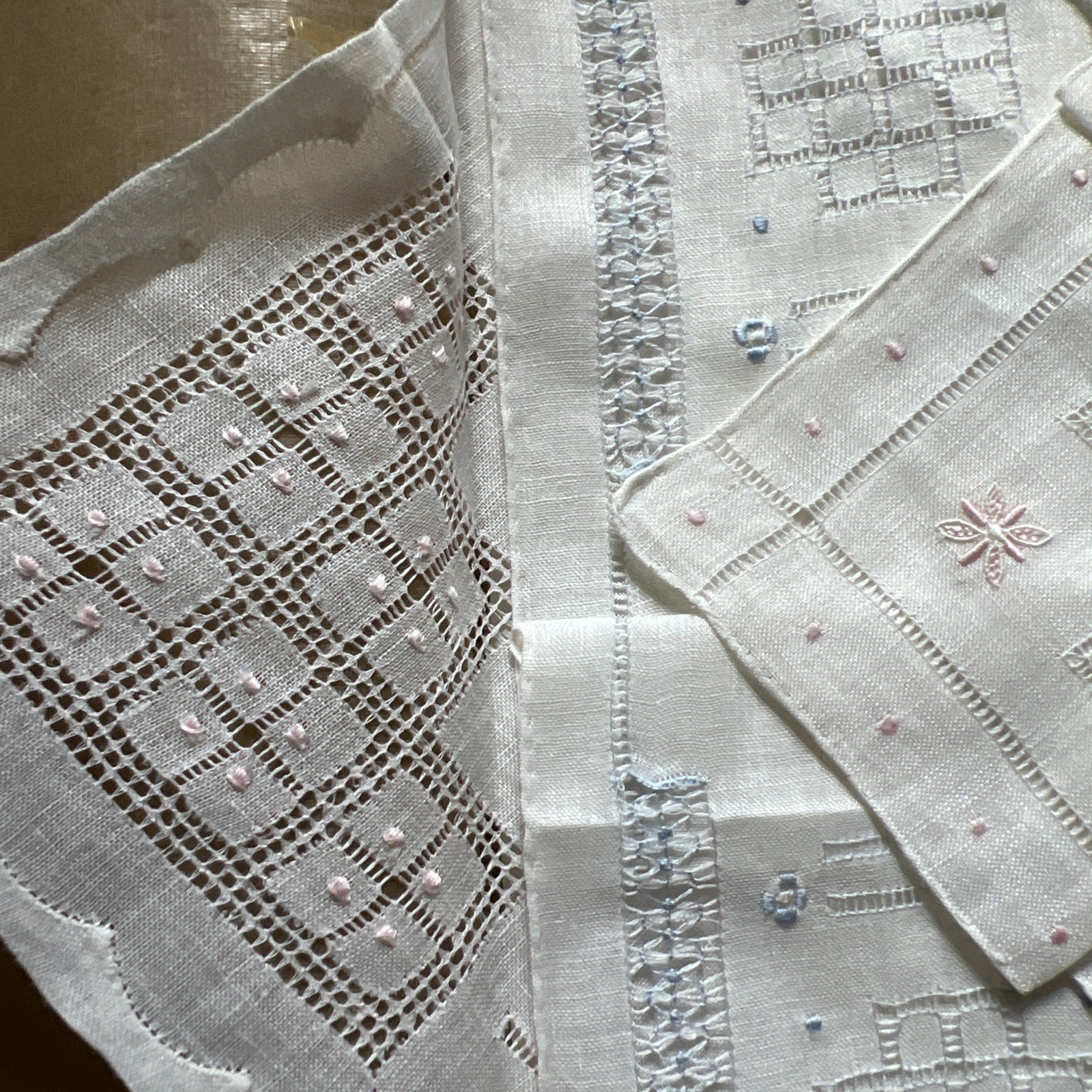Vintage SCHIAPARELLI Handkerchiefs In Original Box.