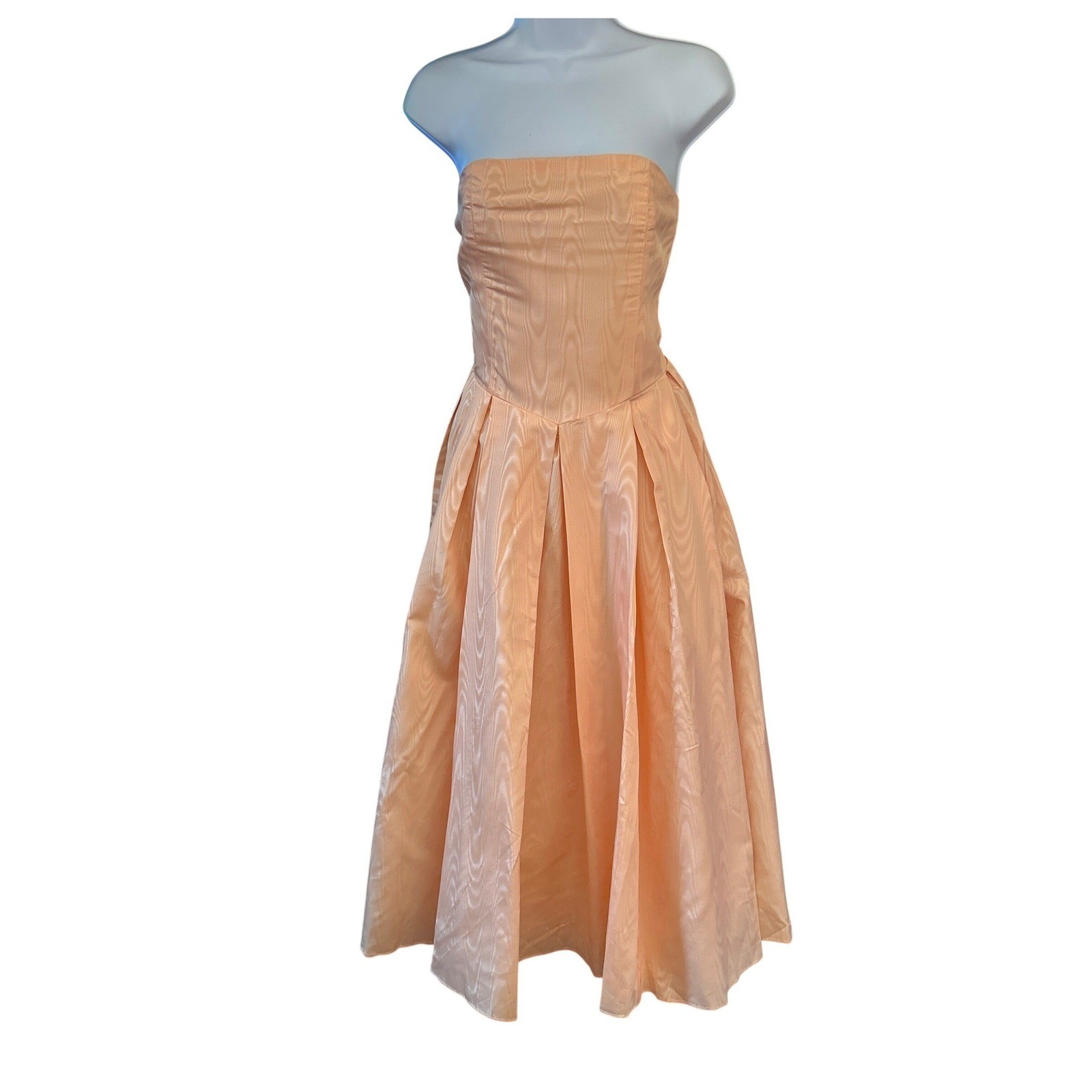 Vintage Pastelcore Strapless Moiré Dress Peach Tea Length Prom Gown 1950s Style