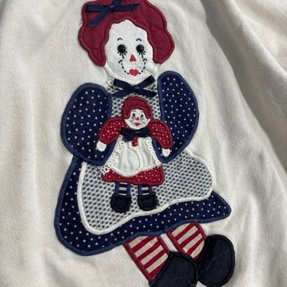 Vintage 90s Hanes Doll Appliqué Sweatshirt Made in USA Cotton Acrylic Women’s L