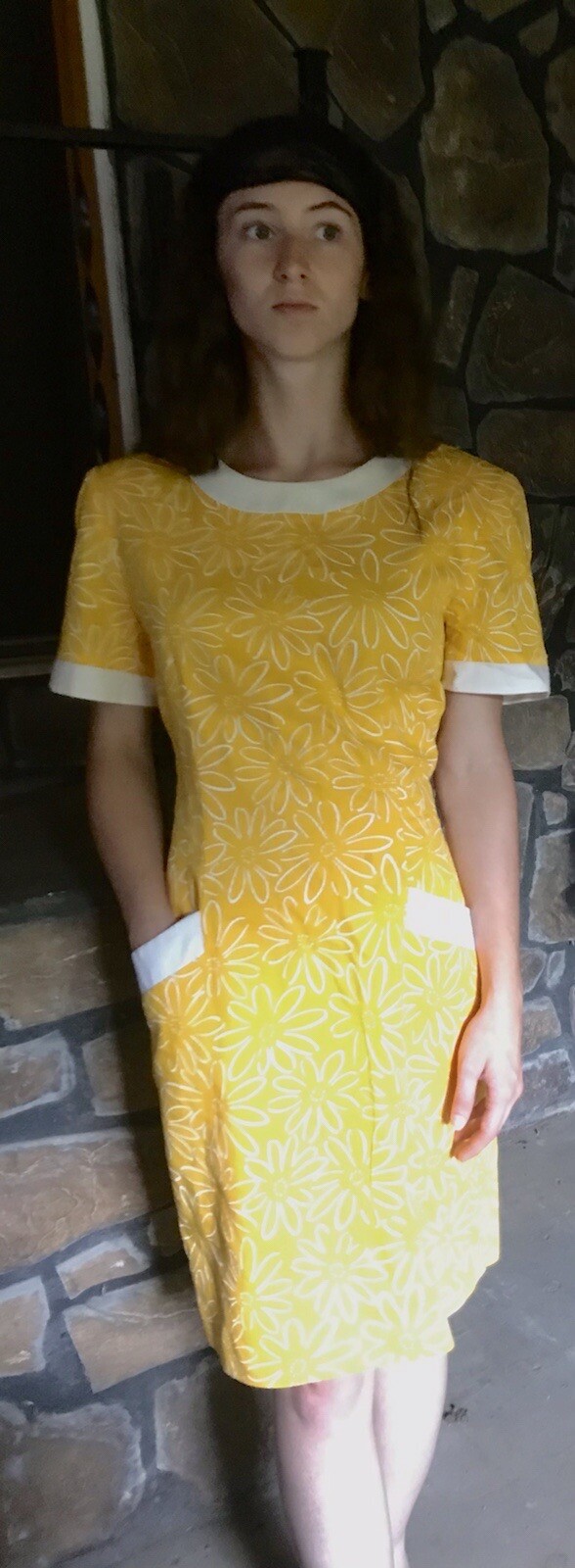 Vintage 80s/60s Oberon! Yellow Floral Shift Dress Hippy/Peace/Flower Power