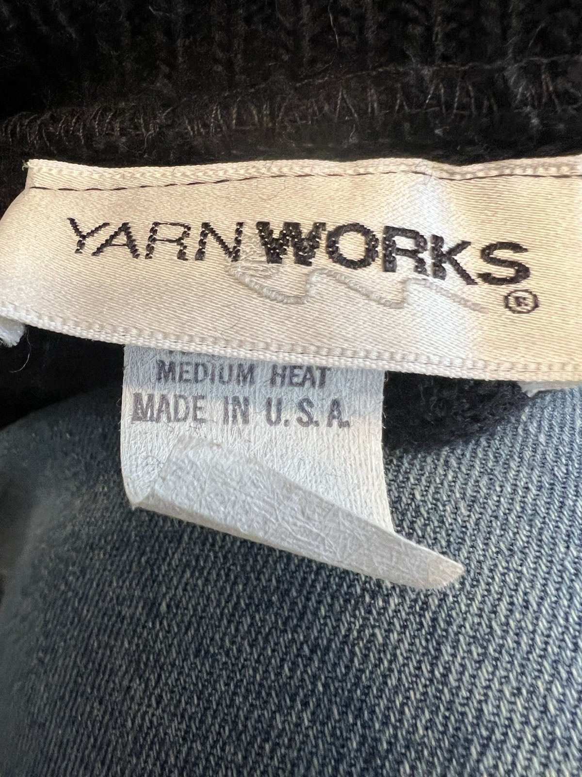 Vintage 80’s Yarnworks Black And White Geometric Women’s Sweater Made In USA