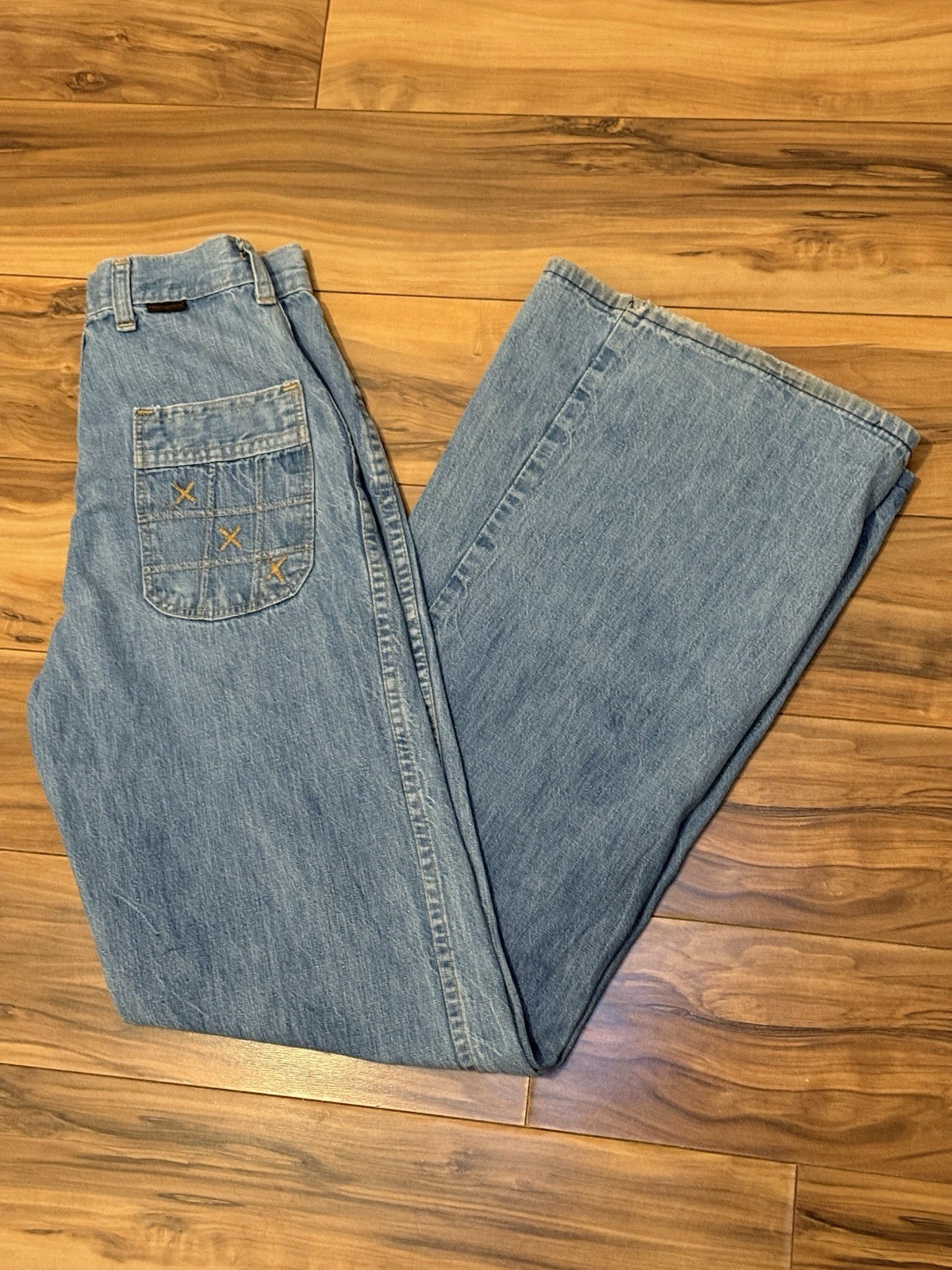 Vintage 70s Wide Leg Flare Jeans Maverick Embroider Pockets XS 24×30 Scovill Zip