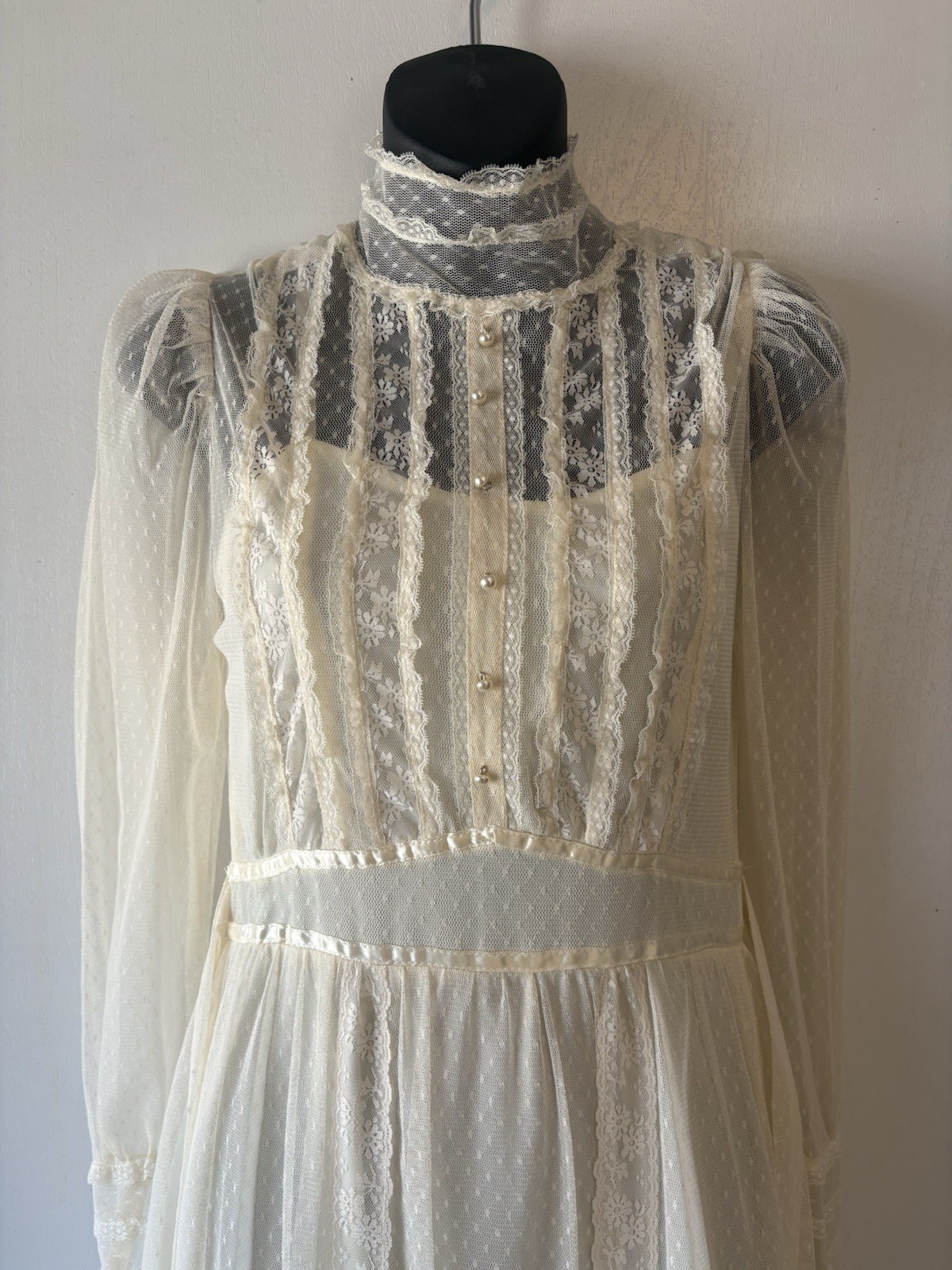 Vtg Swiss Dot Lace Edwardian Prairie Romantic Ivory WEDDING GOWN Handmade