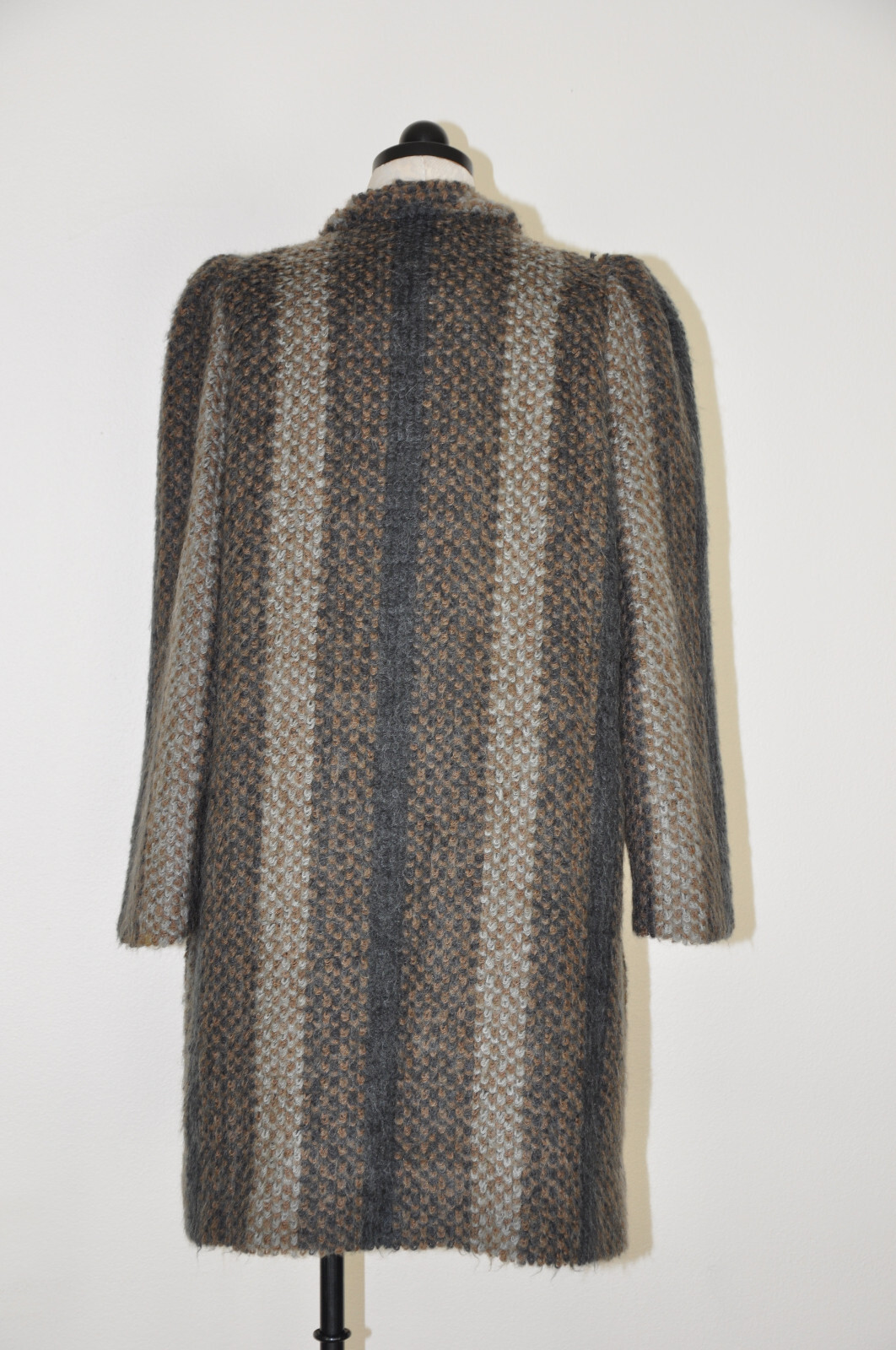 Vintage 80s Gray Wide Stripe Wool Boucle Loop Knit Puff Sleeve Wrap Coat Women M
