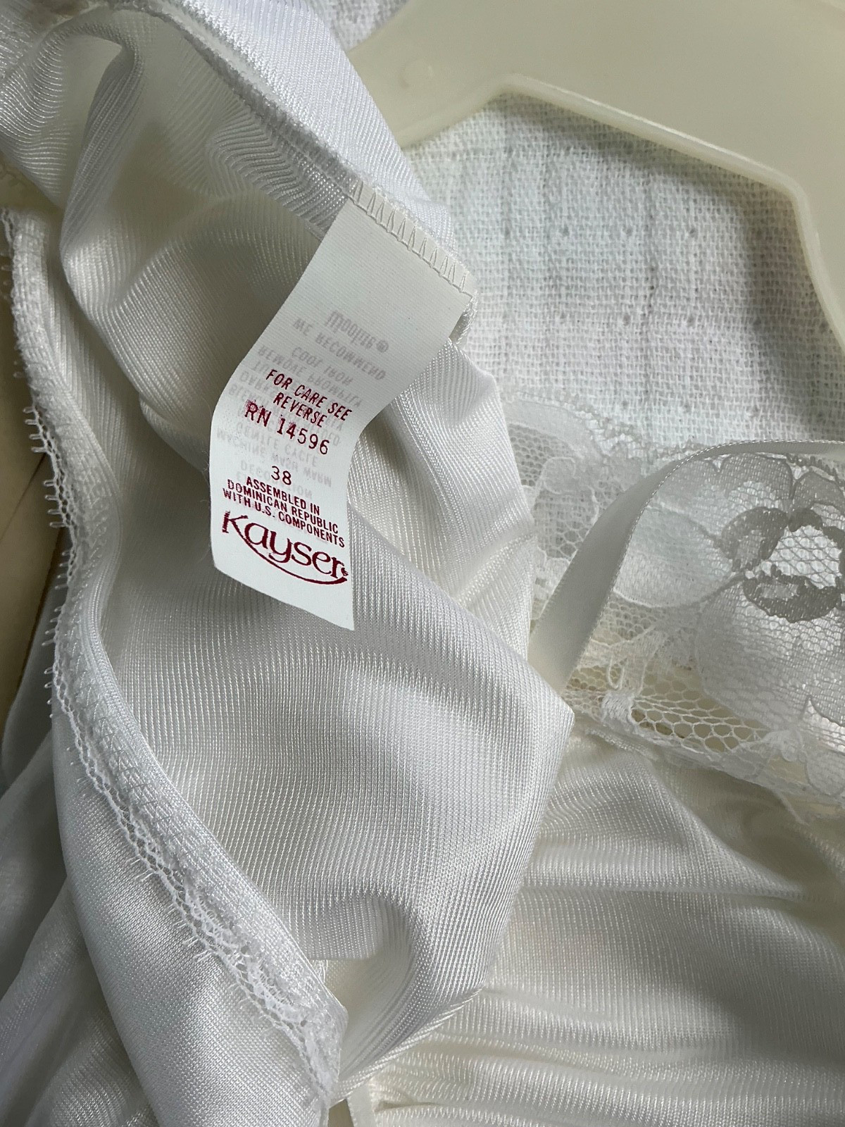 Vintage Kayser Ladies’ Full Slip Lacy Size 38 NWT