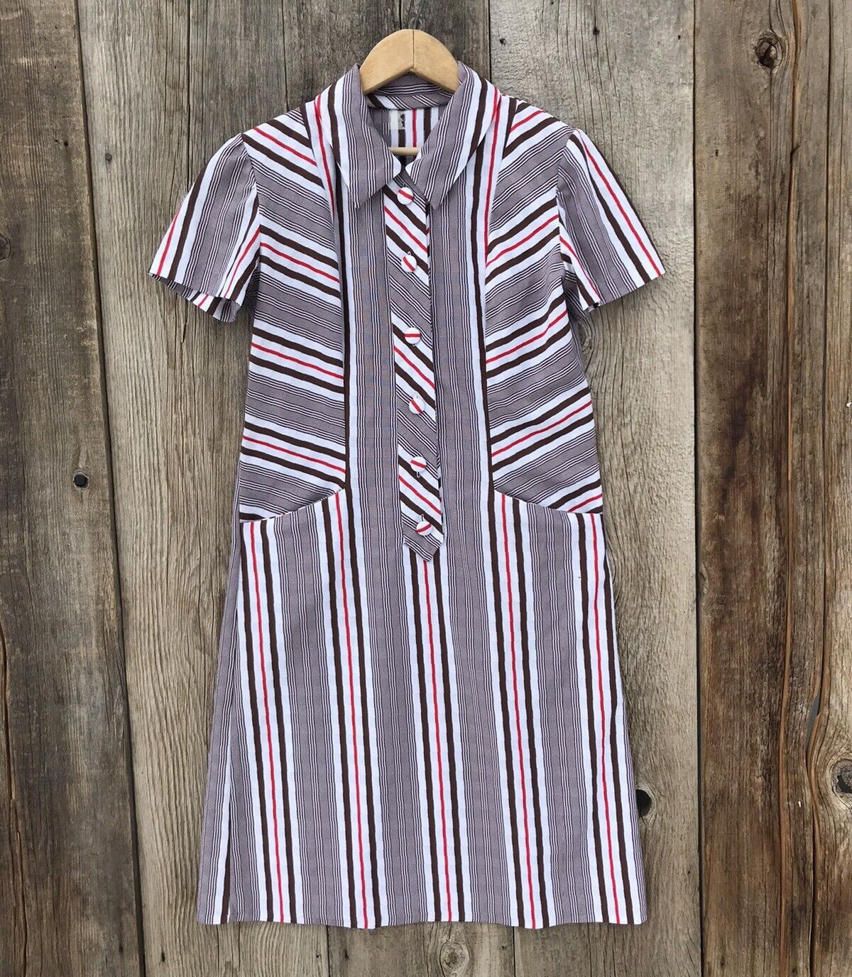 Vintage 70s Striped Collared Everyday Shirt Dress with Pockets, Medium