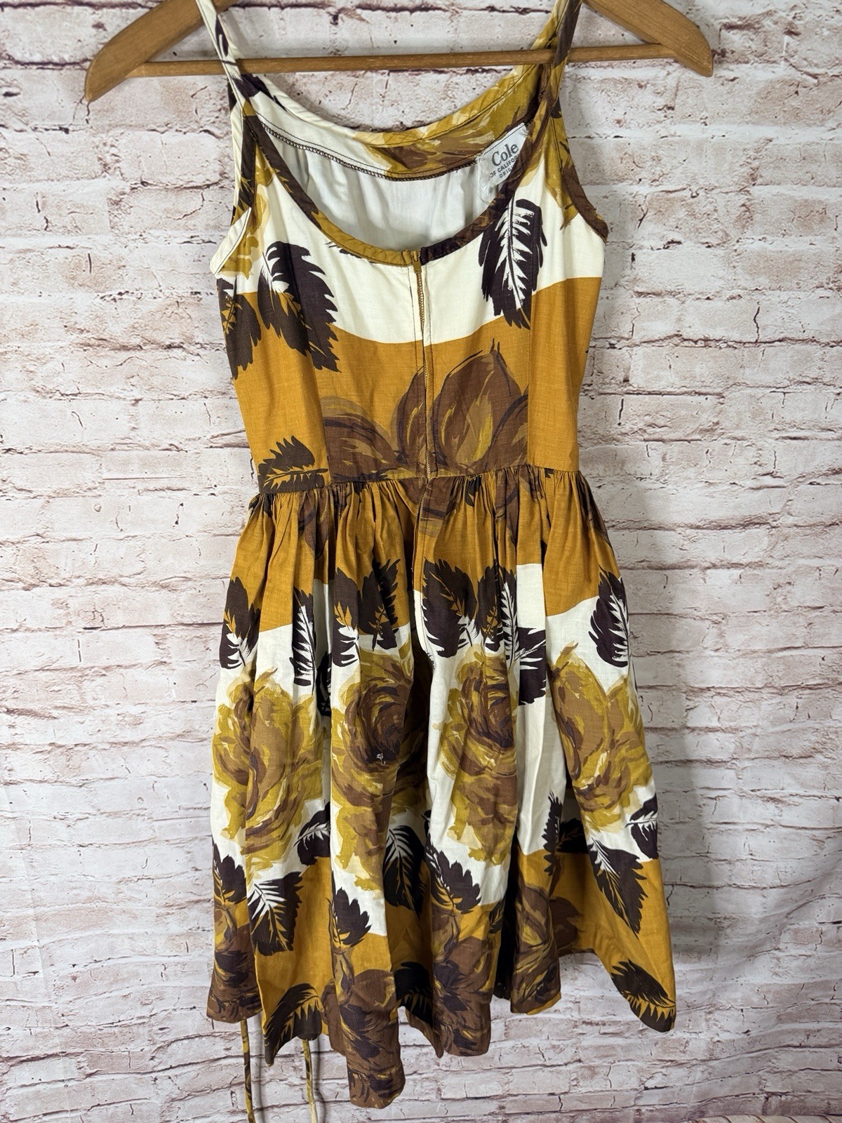 Vintage 50’s Pin Up Dress Tiki Rockabilly Sweep Floral Cole of California XS/ S