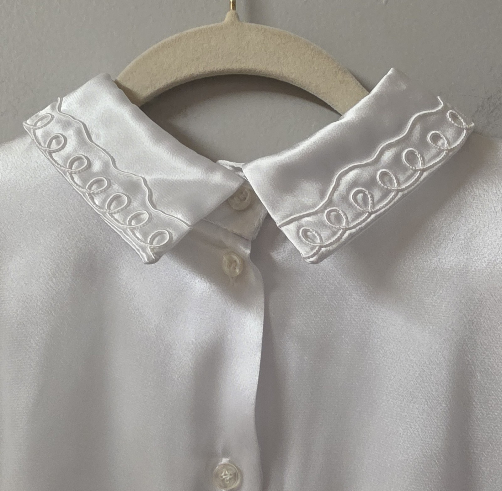 Vintage Worthington White Glossy Satin Pleated Blouse Button Back Long Sz 14