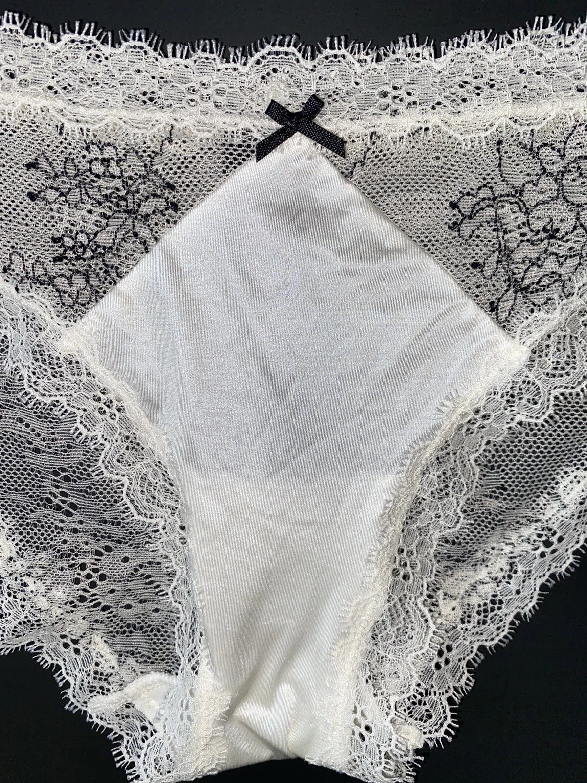 VTG Victoria’s Secret 2013 Rare HipHugger Medium Lace Underwear Sheer Panties