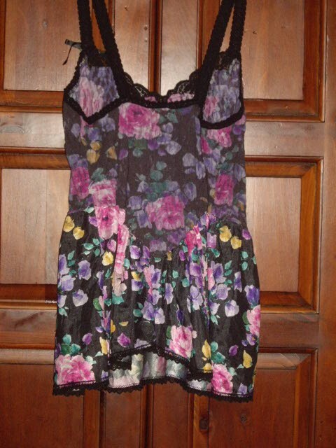 VINTAGE FEATHER BED INTIMATE CAMISOLE CAMI TOP BLOUSE SIZE M MULTI COLOR