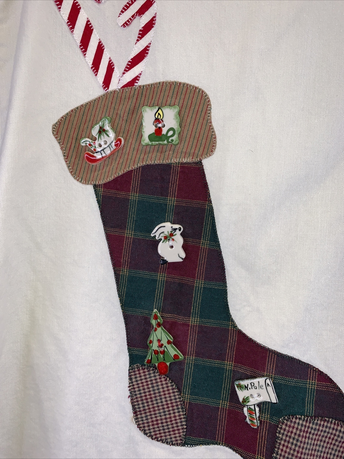 Vintage 1990s Fruit of the Loom Crafted Ornaments Embroidered Button Down Shirt