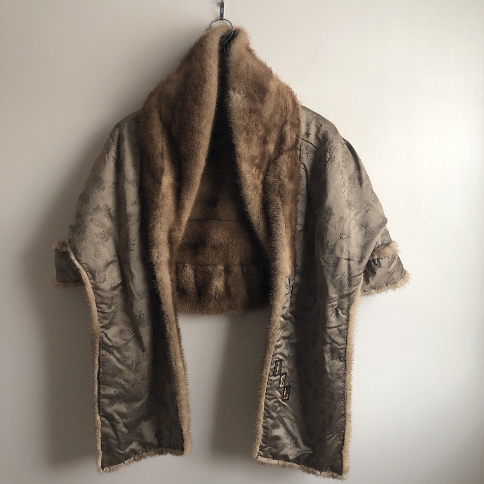 Vintage Autumn Haze Emba Natural Brown Mutation Mink Arm Slits Fully Lined Mint
