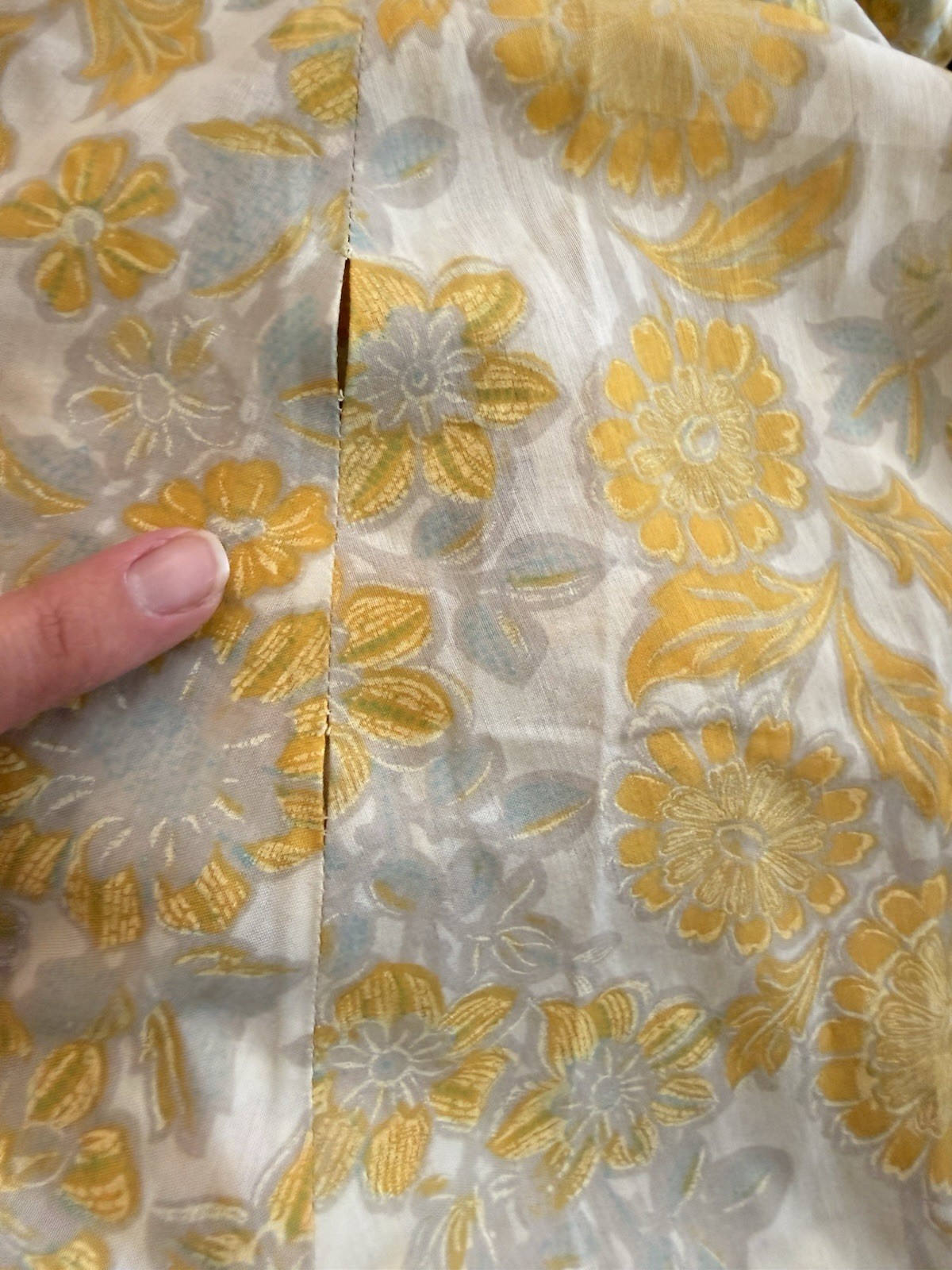Vintage 70s Yellow Retro Floral Handmade House Dress Housewife Lace Trim