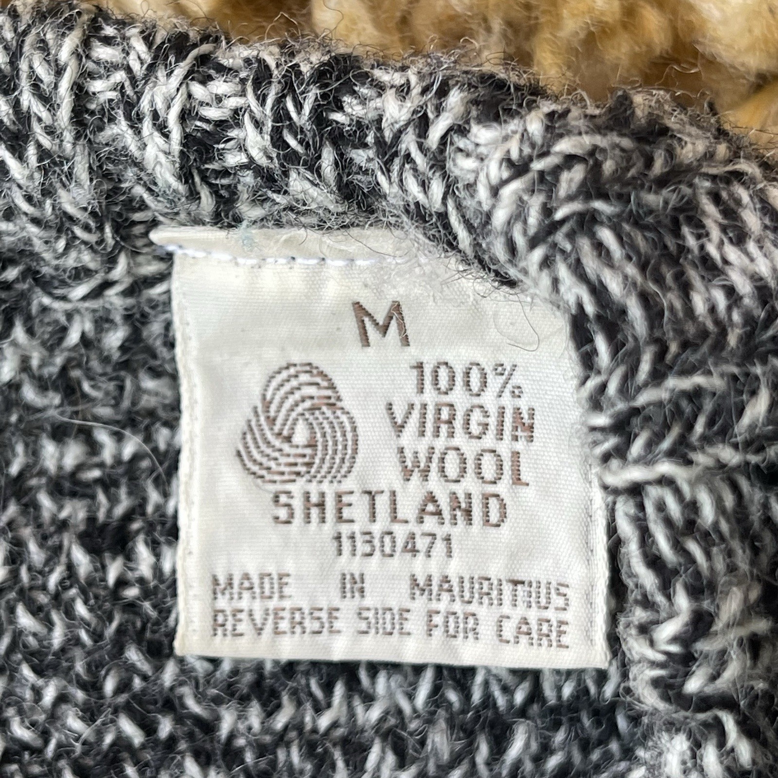 🥃Vintage Jordache Sweater Size S/M 80s 90s 2 Tone Grey and Black Stripes