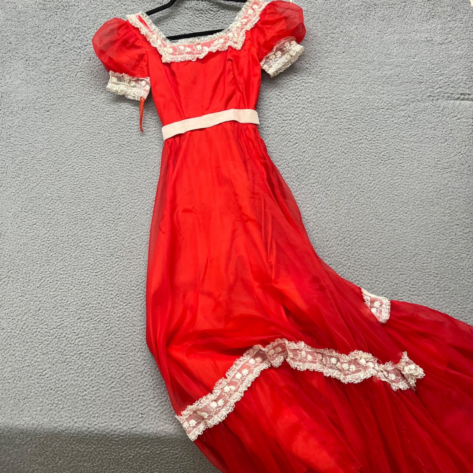 True Vintage Dress Womens 3 Red Square Neck Lace Trim 60’s Flower Child