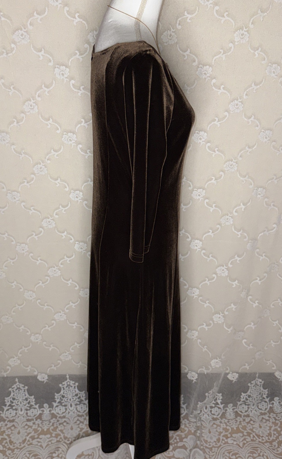 VTG Eddie Bauer Brown Flat Stretch Velvet Long Shift Dress Size Medium 36 Bust